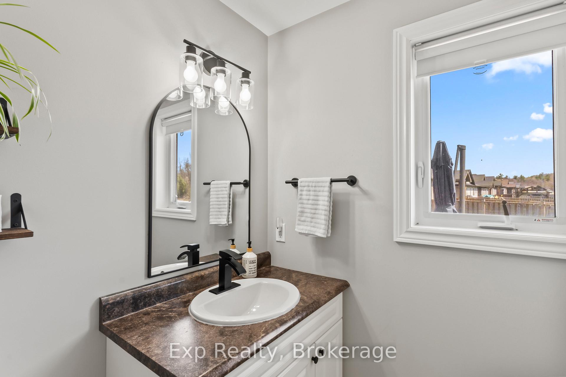 Photo 21 of 47 Birchmount Street, Quinte West, Murray Ward — HOMEH