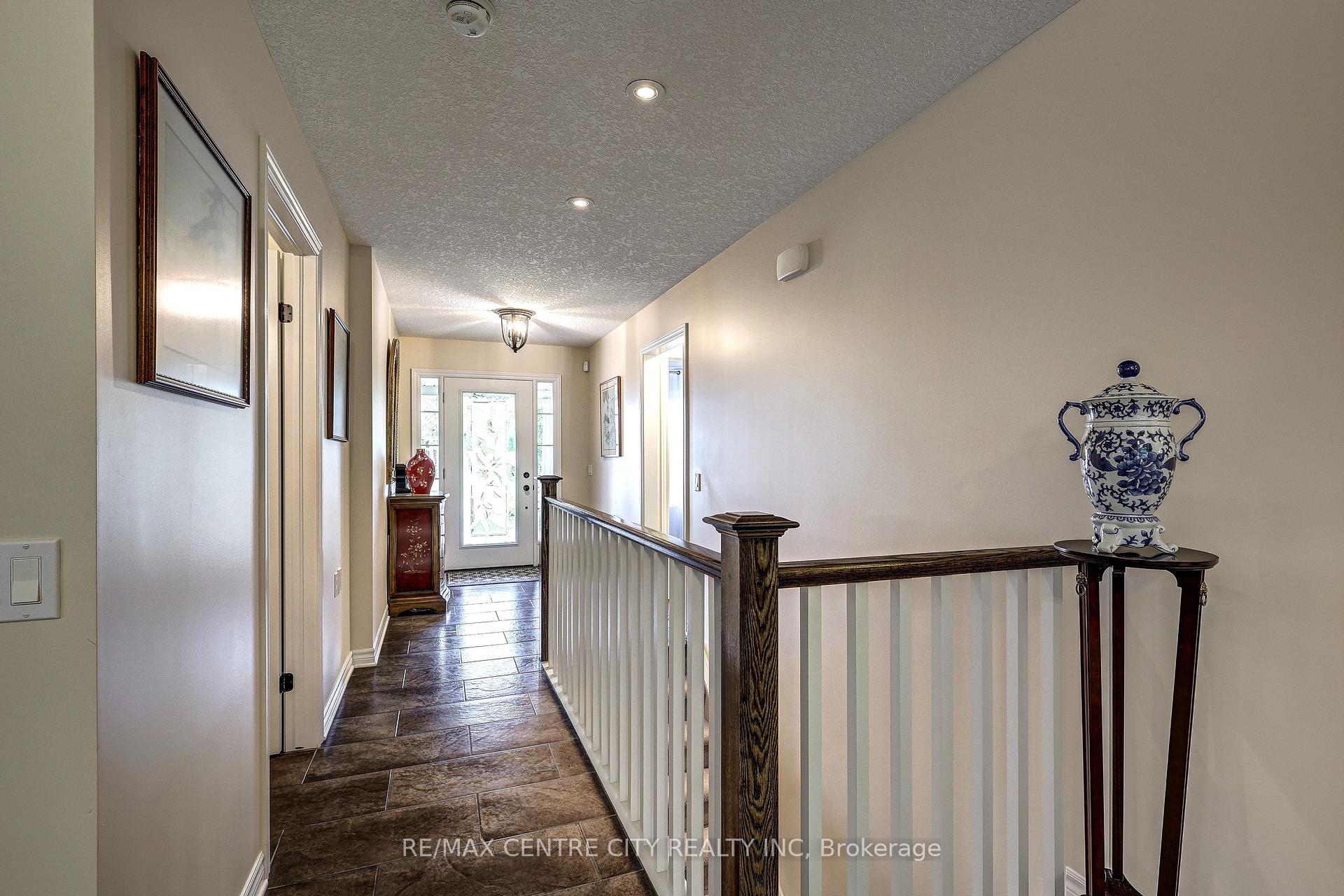 Photo 30 of 39 Hickory Lane, St. Thomas — HOMEH