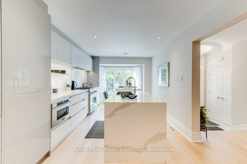 Photo 7 of 70 Heath Street E, Toronto, Rosedale-Moore Park — HOMEH