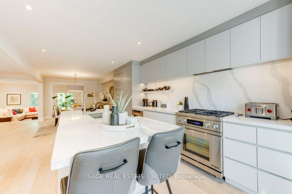 Photo 12 of 70 Heath Street E, Toronto, Rosedale-Moore Park — HOMEH