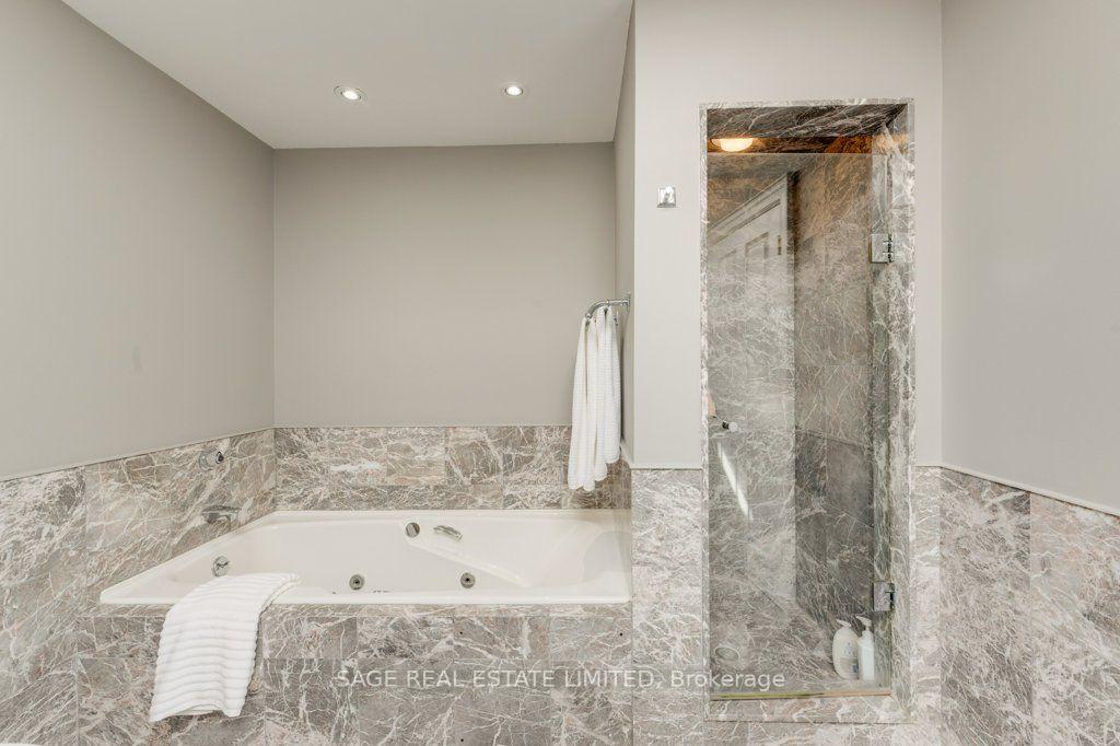 Photo 30 of 70 Heath Street E, Toronto, Rosedale-Moore Park — HOMEH