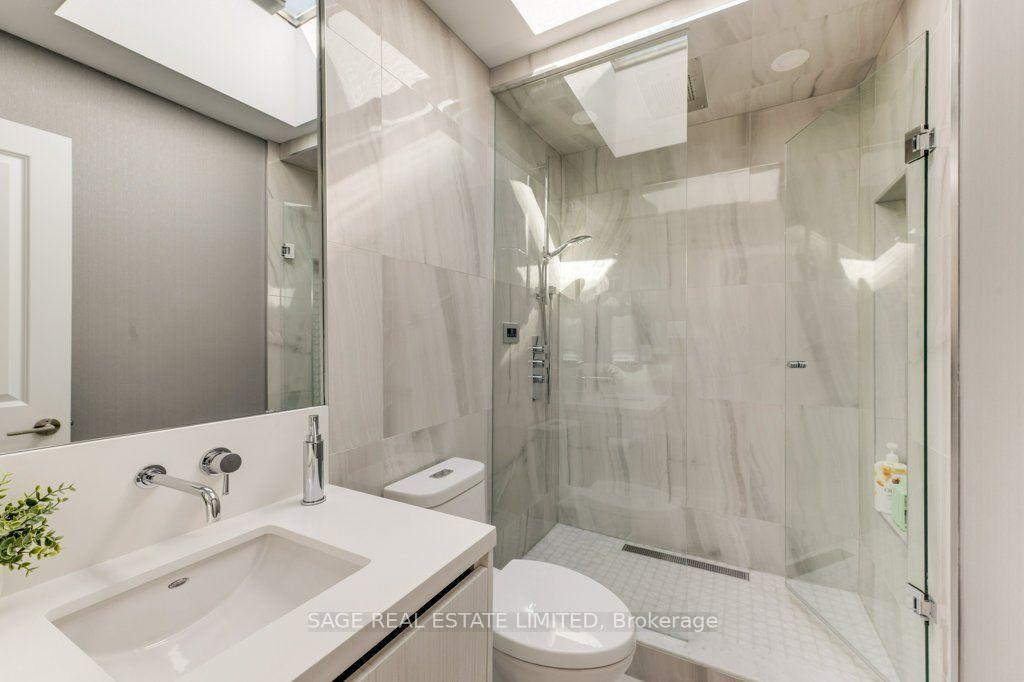 Photo 33 of 70 Heath Street E, Toronto, Rosedale-Moore Park — HOMEH