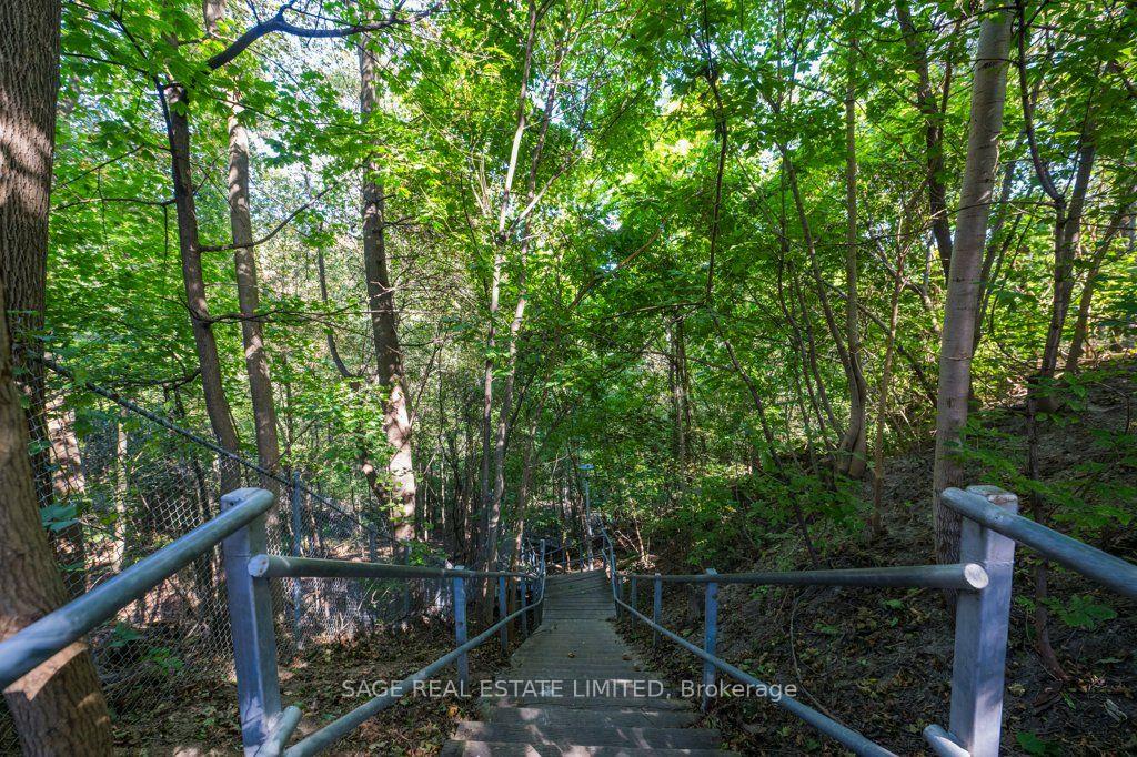 Photo 58 of 70 Heath Street E, Toronto, Rosedale-Moore Park — HOMEH