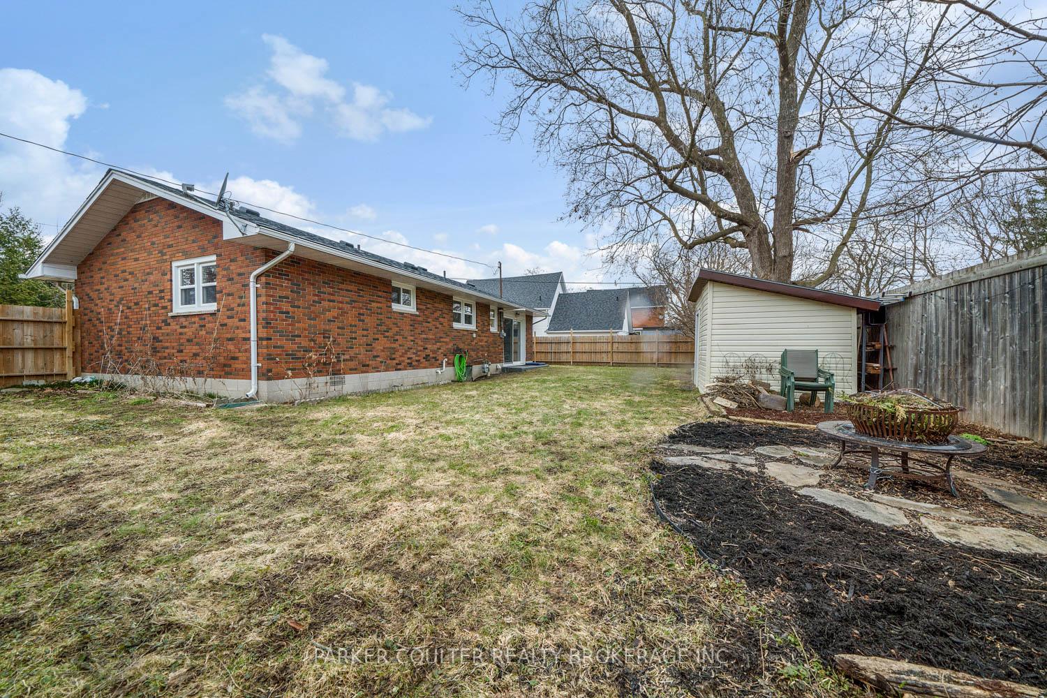 Photo 17 of 204 Catherine Street, Clearview, Stayner — HOMEH