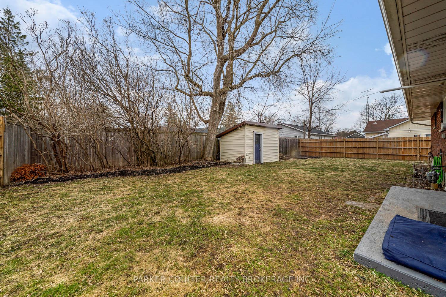 Photo 18 of 204 Catherine Street, Clearview, Stayner — HOMEH