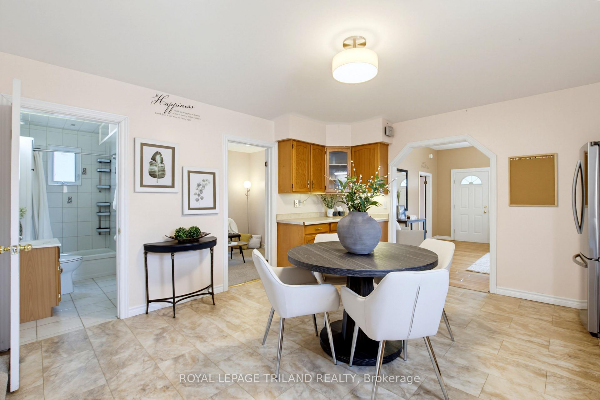 Photo 15 of 70 Homan Street, London, East M — HOMEH
