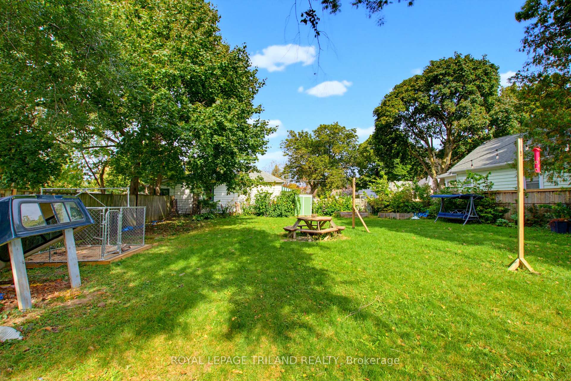 Photo 33 of 70 Homan Street, London, East M — HOMEH