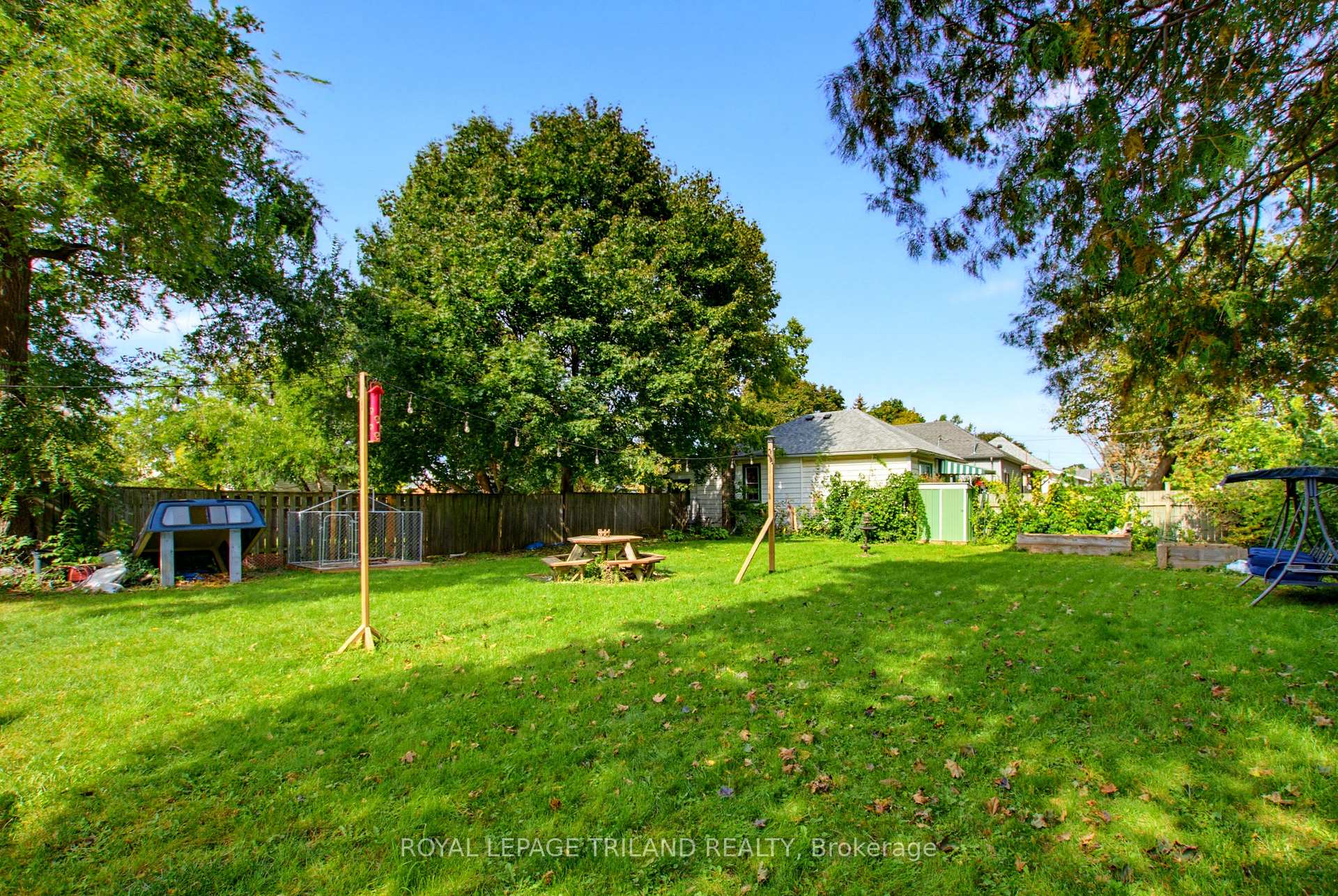 Photo 37 of 70 Homan Street, London, East M — HOMEH