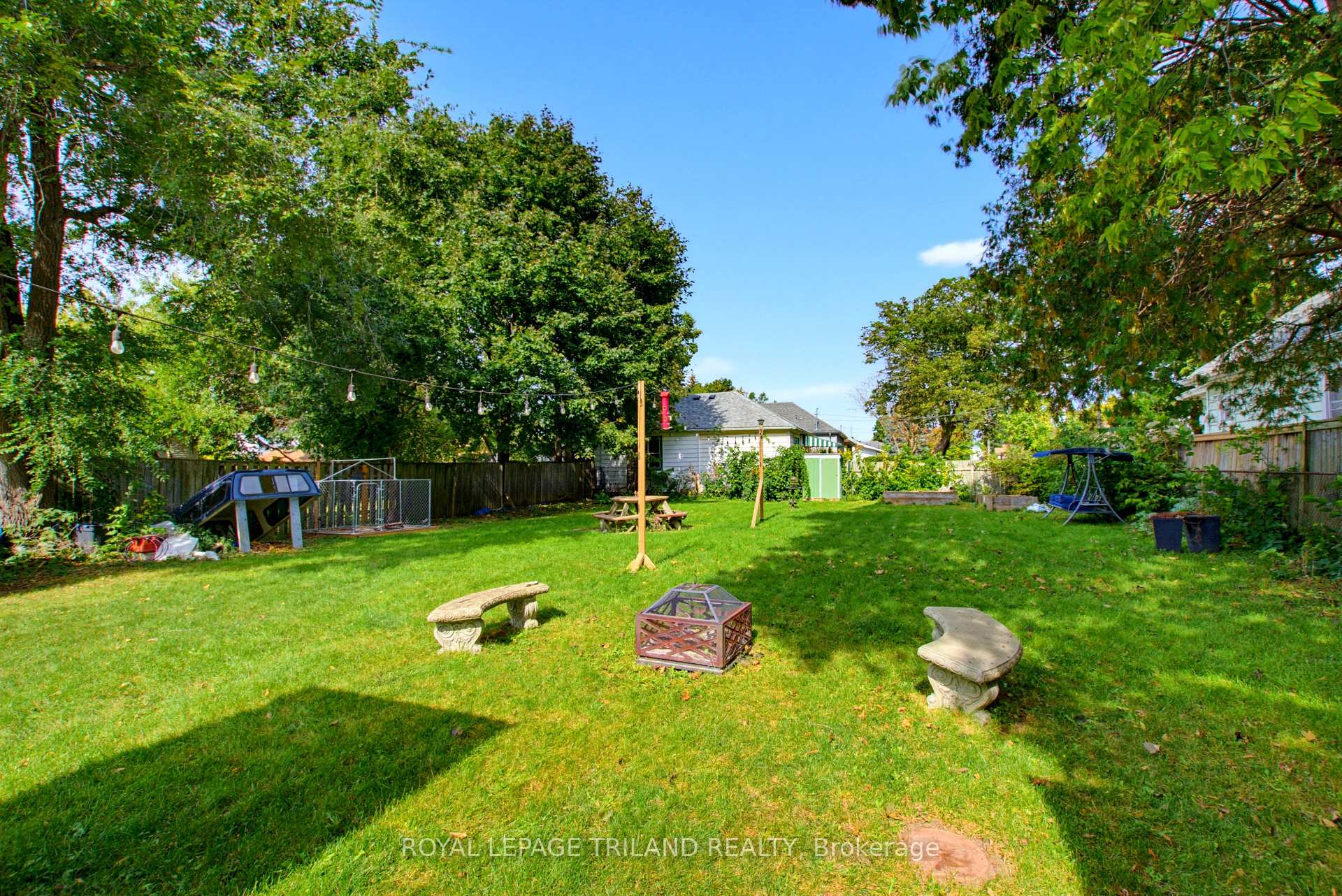 Photo 41 of 70 Homan Street, London, East M — HOMEH