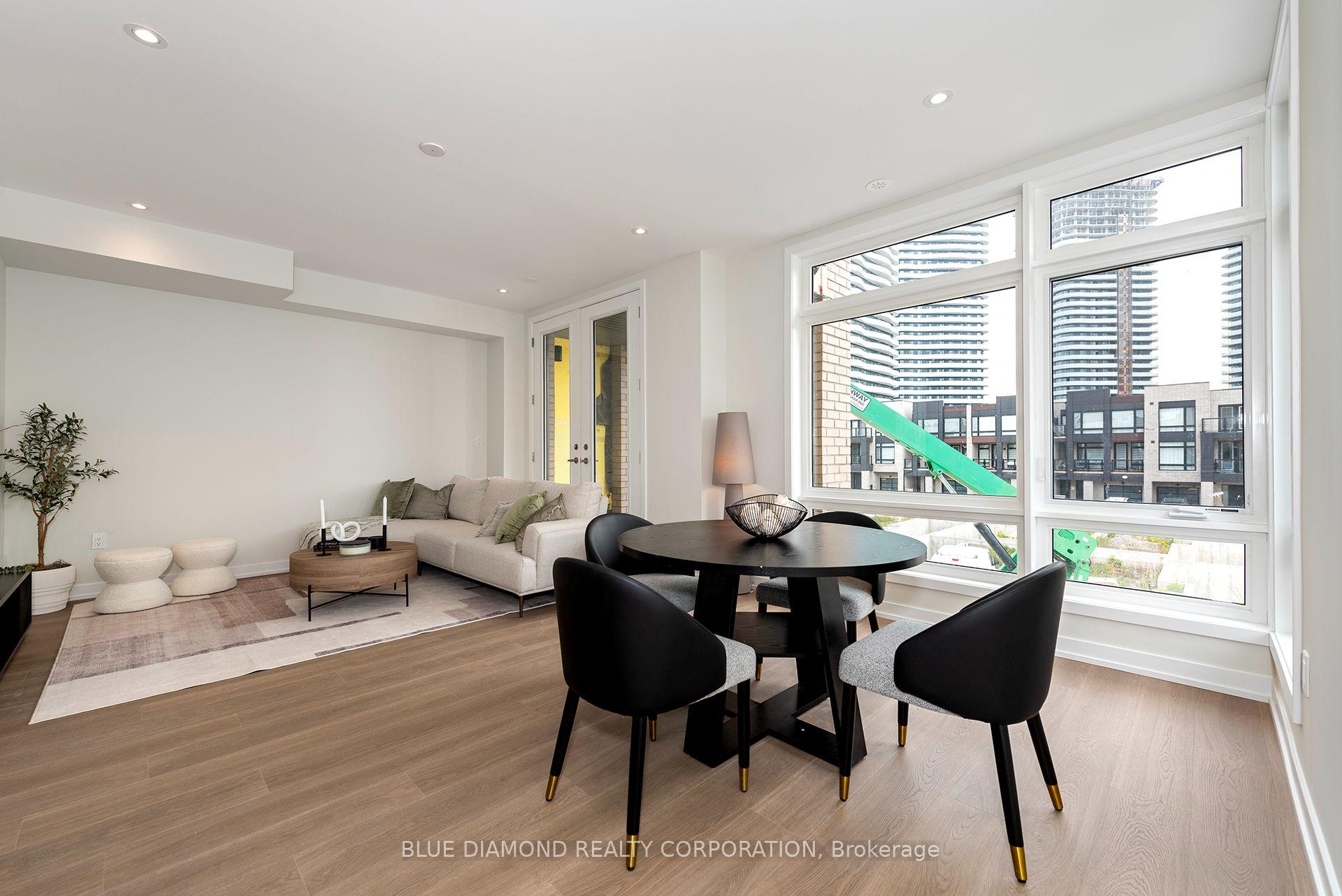 Photo 20 of 4 Kintall Way, Vaughan, West Woodbridge — HOMEH