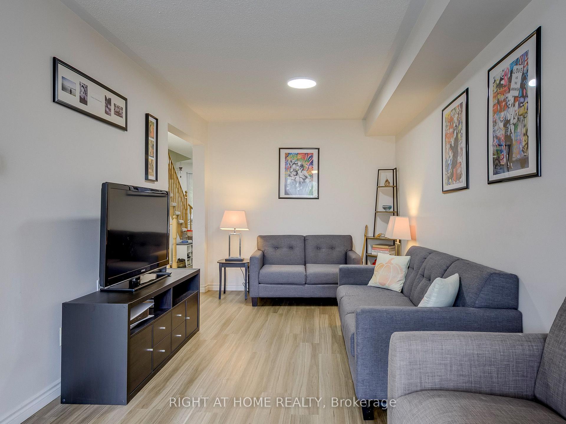 Photo 7 of Unit 35, 5260 Mcfarren Boulevard, Mississauga, Central Erin Mills — HOMEH
