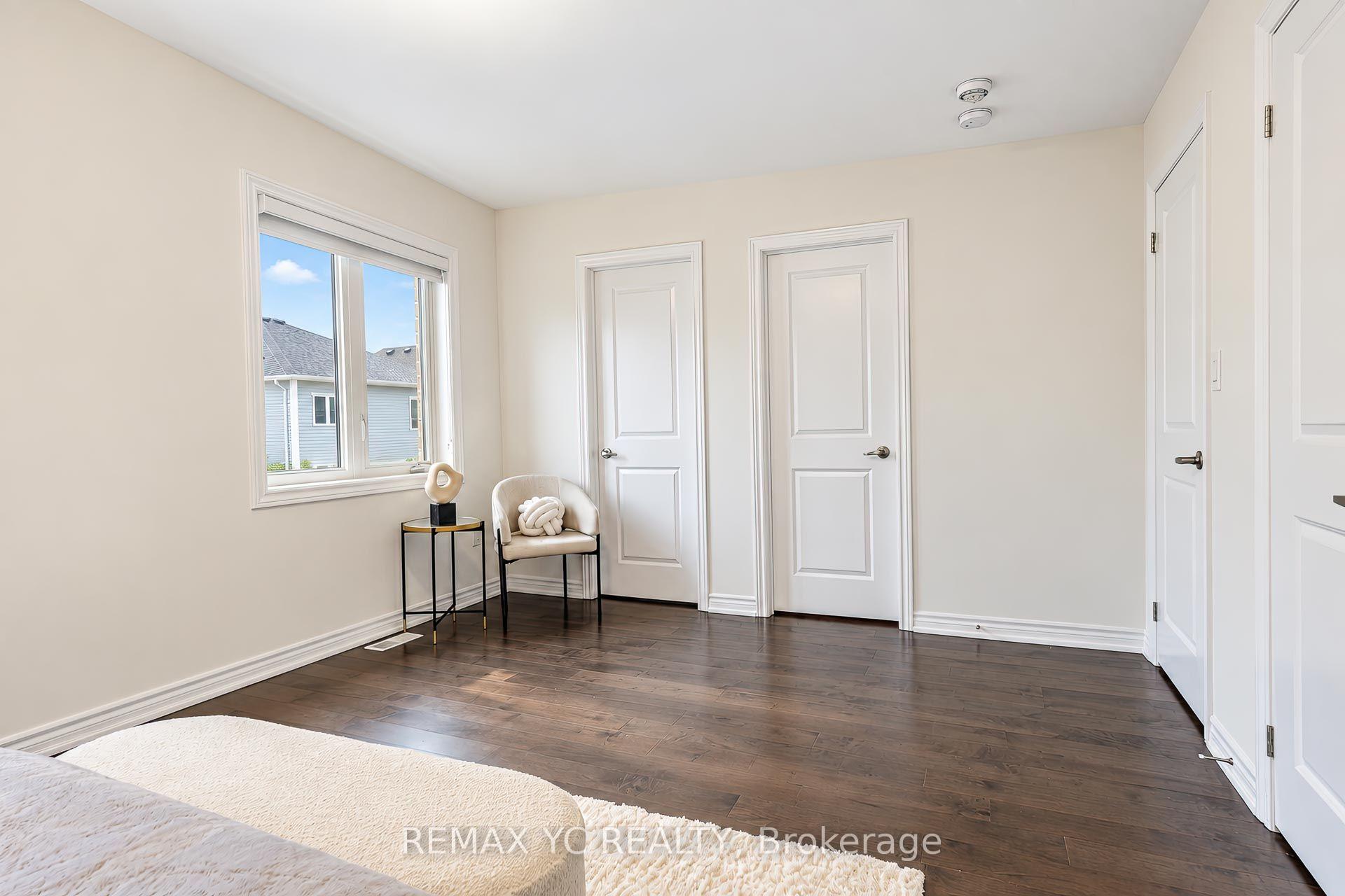 Photo 21 of 126 Durham Avenue, Barrie, Rural Barrie Southeast — HOMEH