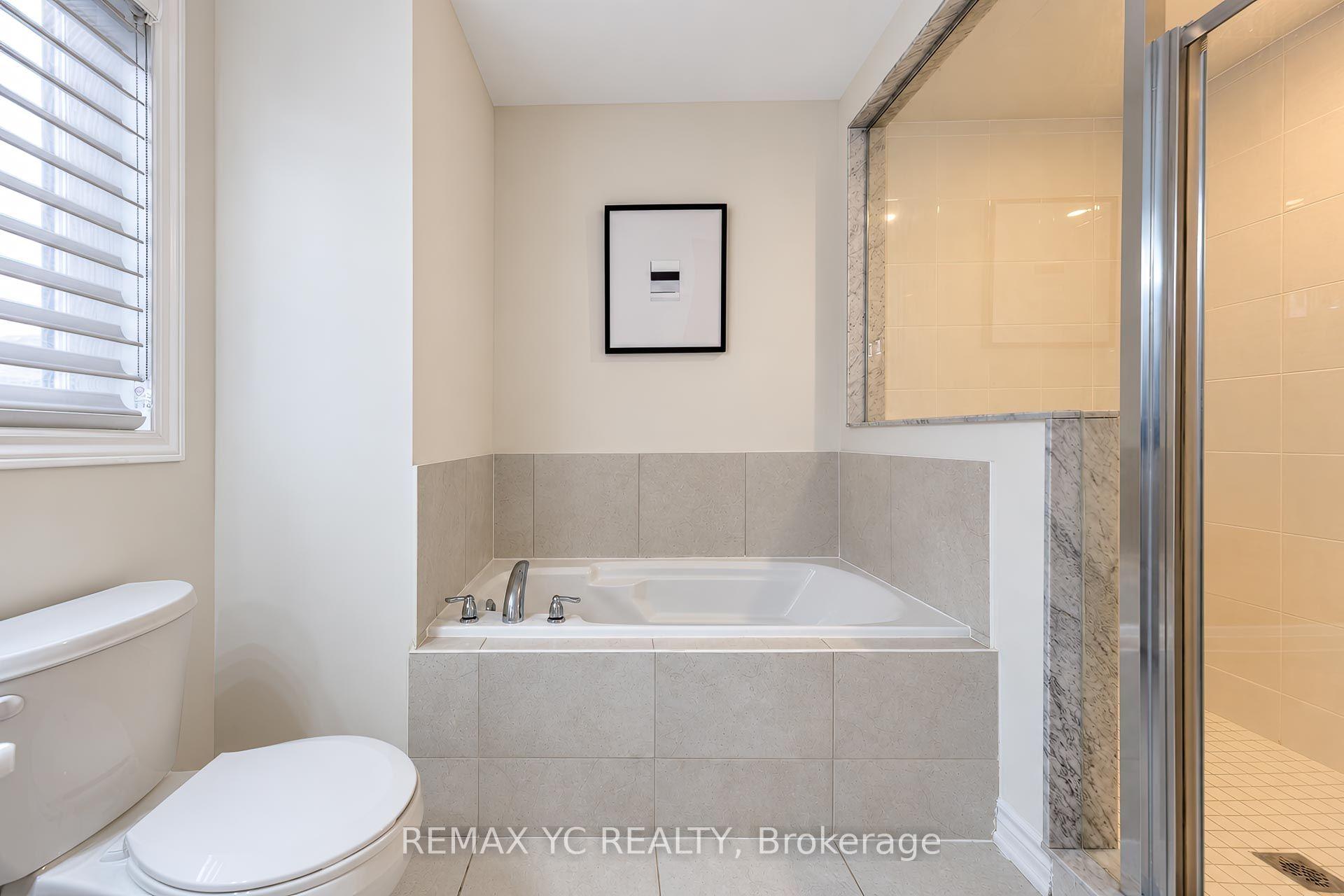 Photo 23 of 126 Durham Avenue, Barrie, Rural Barrie Southeast — HOMEH