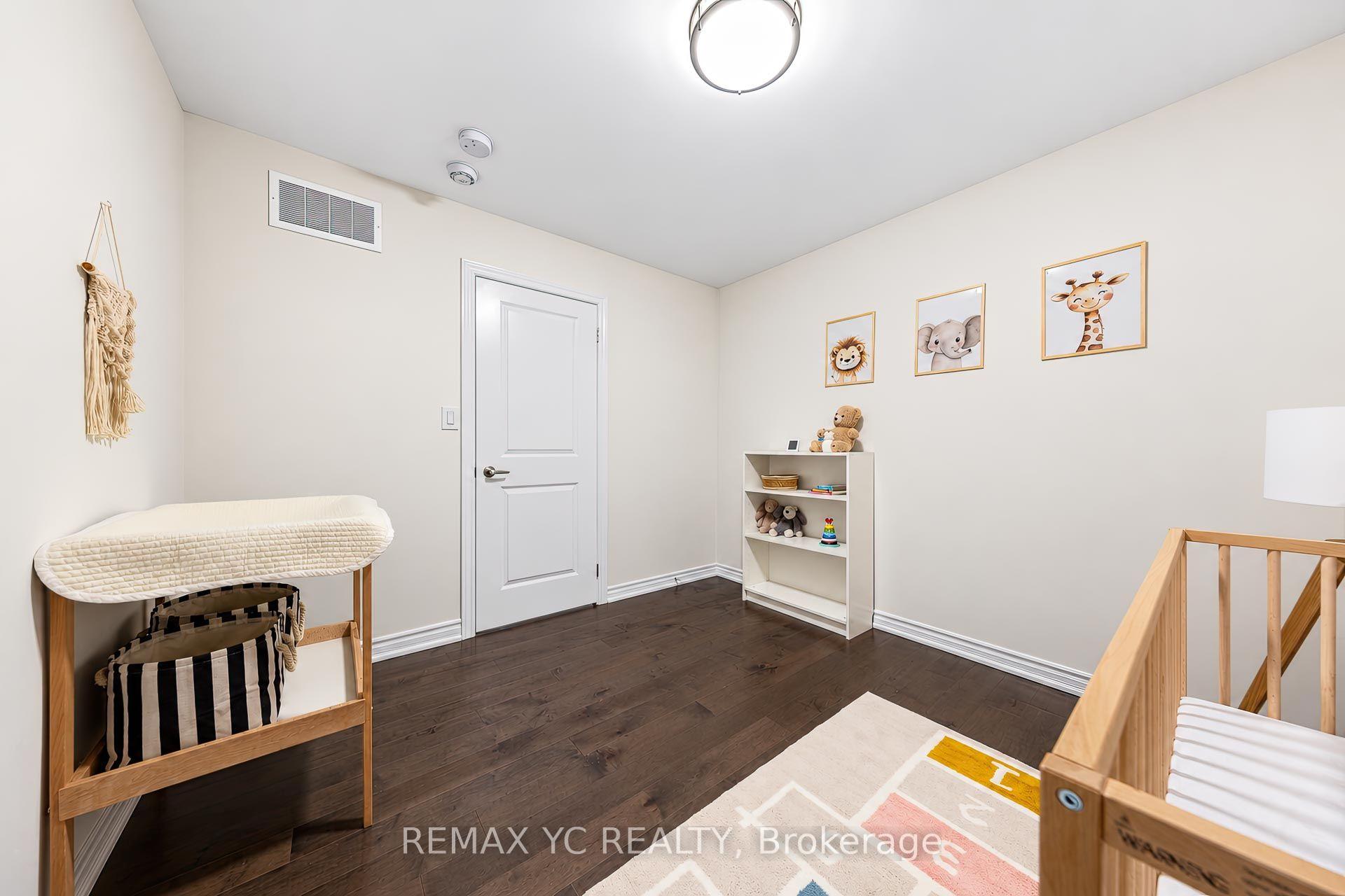 Photo 28 of 126 Durham Avenue, Barrie, Rural Barrie Southeast — HOMEH