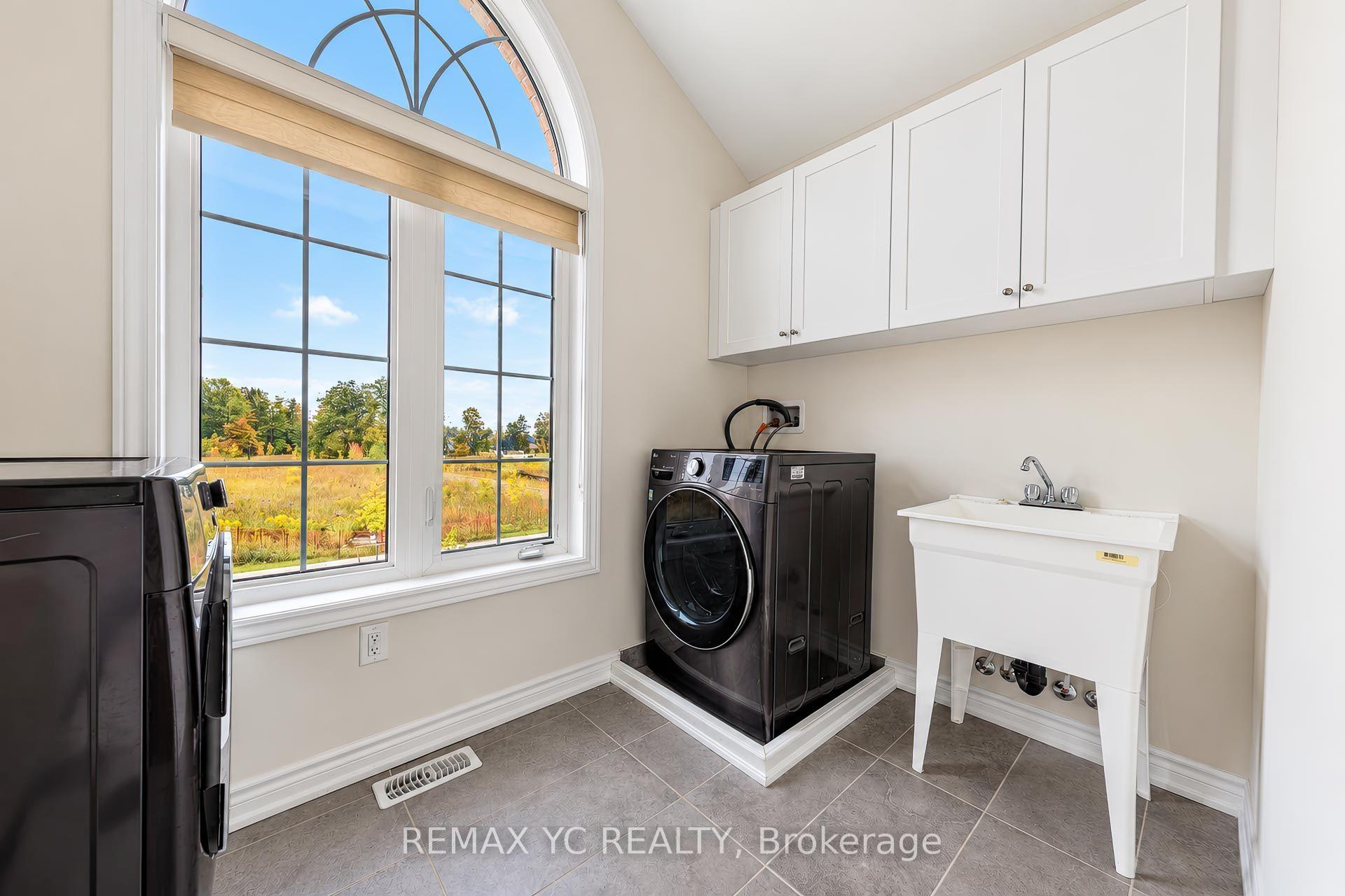 Photo 31 of 126 Durham Avenue, Barrie, Rural Barrie Southeast — HOMEH