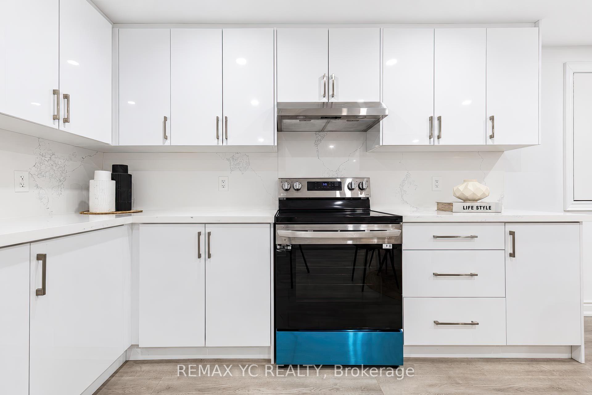 Photo 36 of 126 Durham Avenue, Barrie, Rural Barrie Southeast — HOMEH