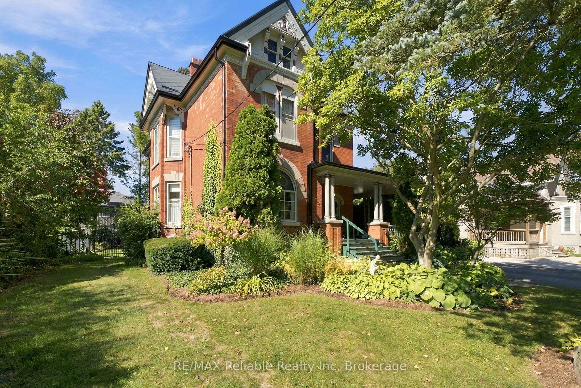 Photo 2 of 19 Sparling Street, Huron East, Seaforth — HOMEH