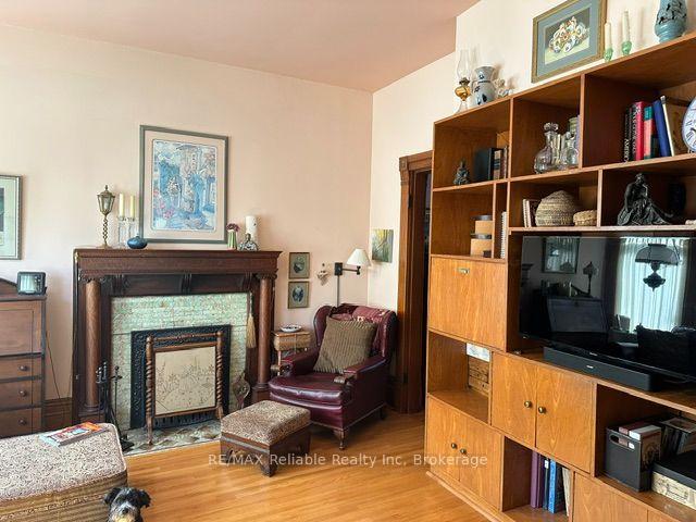 Photo 18 of 19 Sparling Street, Huron East, Seaforth — HOMEH