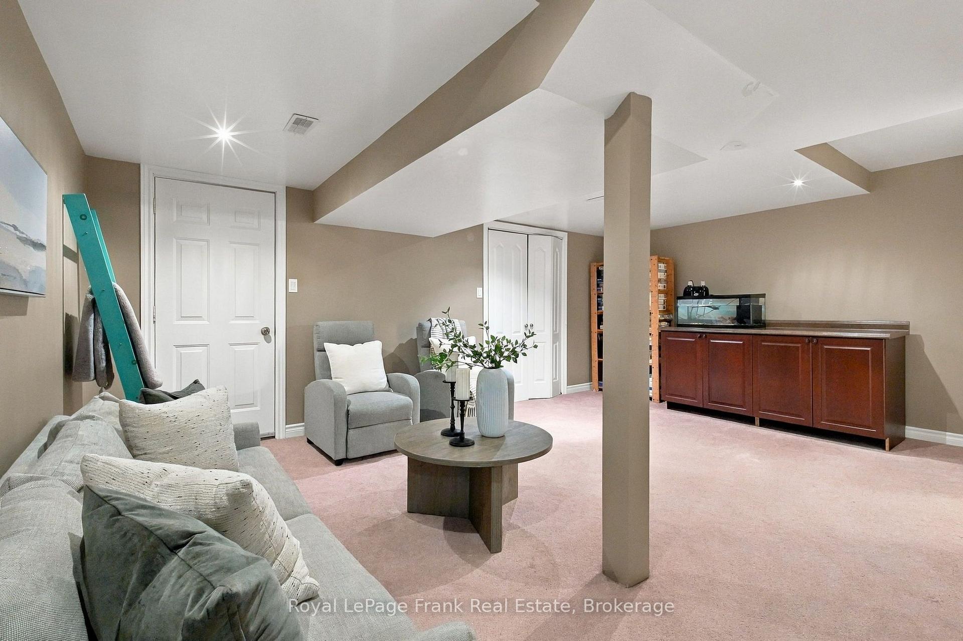 Photo 37 of 729 Eagle Ridge Drive, Oshawa, Taunton — HOMEH