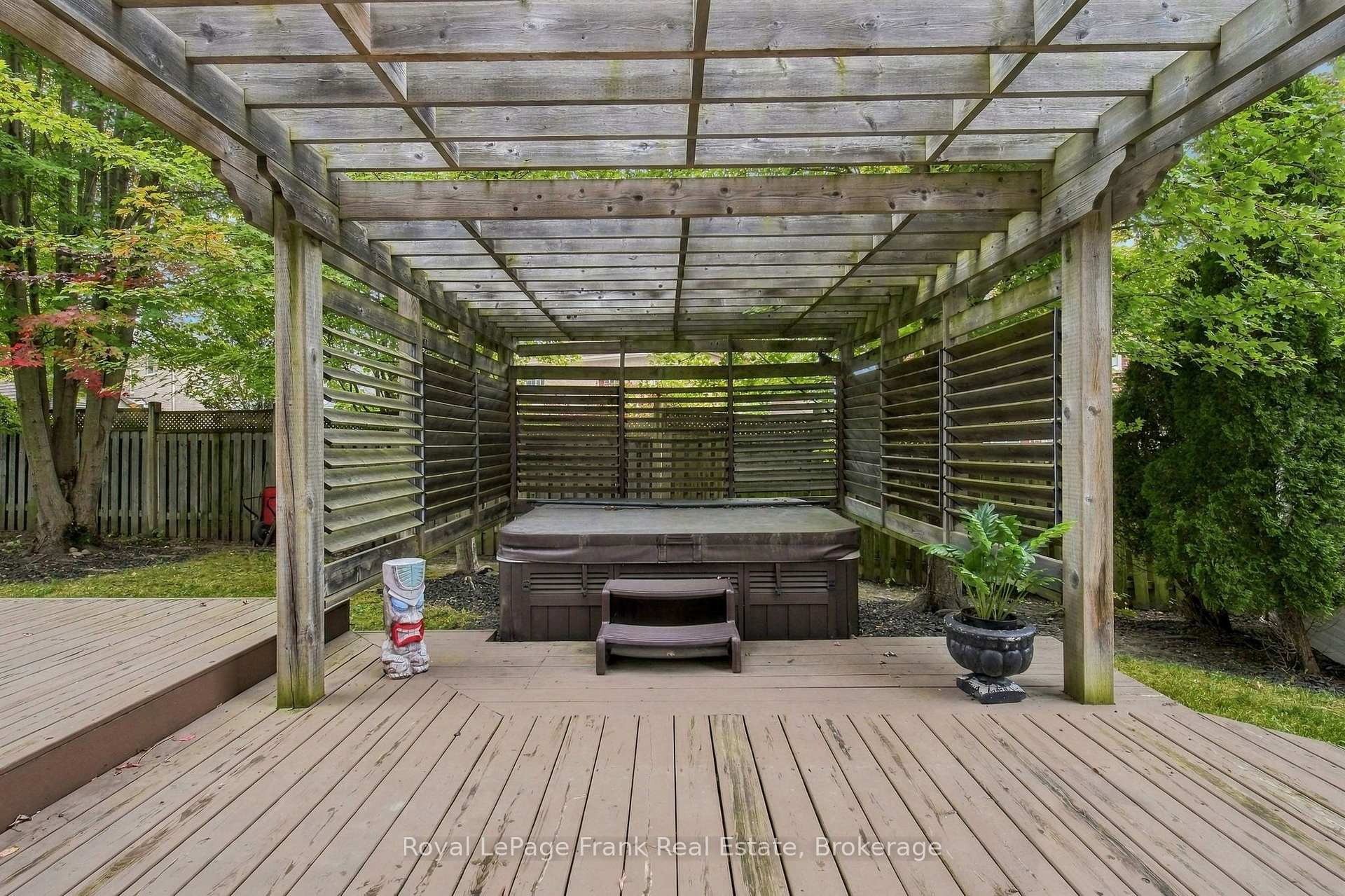 Photo 45 of 729 Eagle Ridge Drive, Oshawa, Taunton — HOMEH