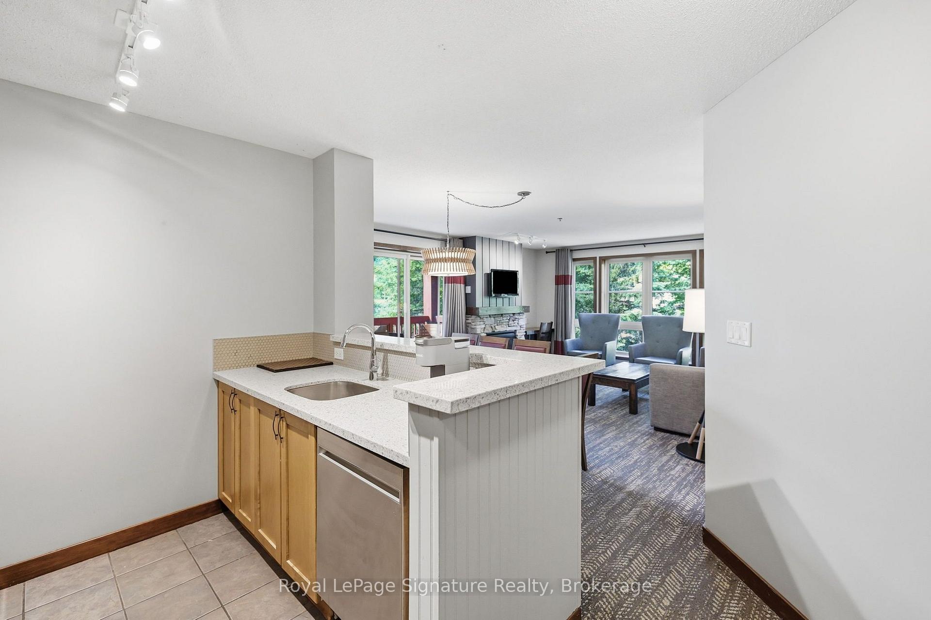 Photo 8 of Unit 201, 152 Jozo Weider Boulevard, Blue Mountains — HOMEH