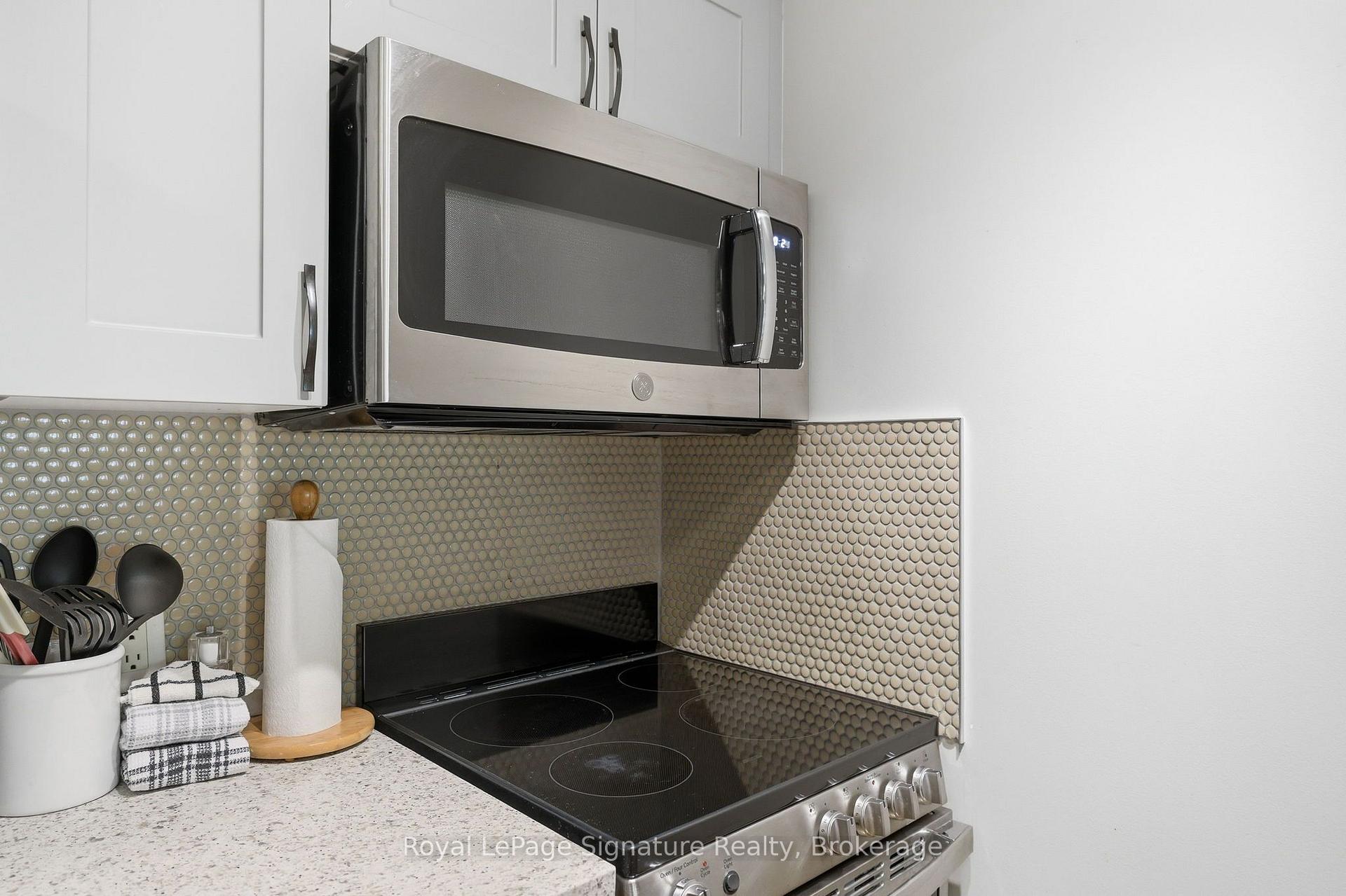 Photo 10 of Unit 201, 152 Jozo Weider Boulevard, Blue Mountains — HOMEH
