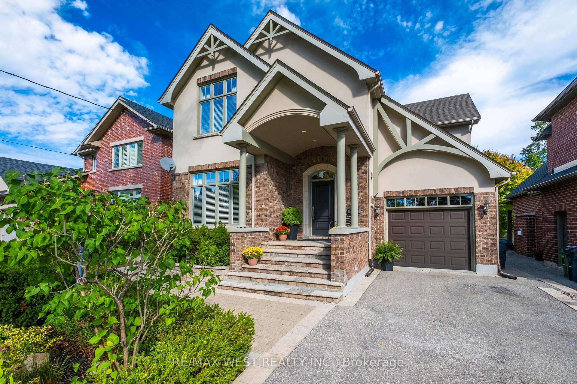 Photo 1 of 11 Tremont Road, Etobicoke, Islington-City Centre West — HOMEH
