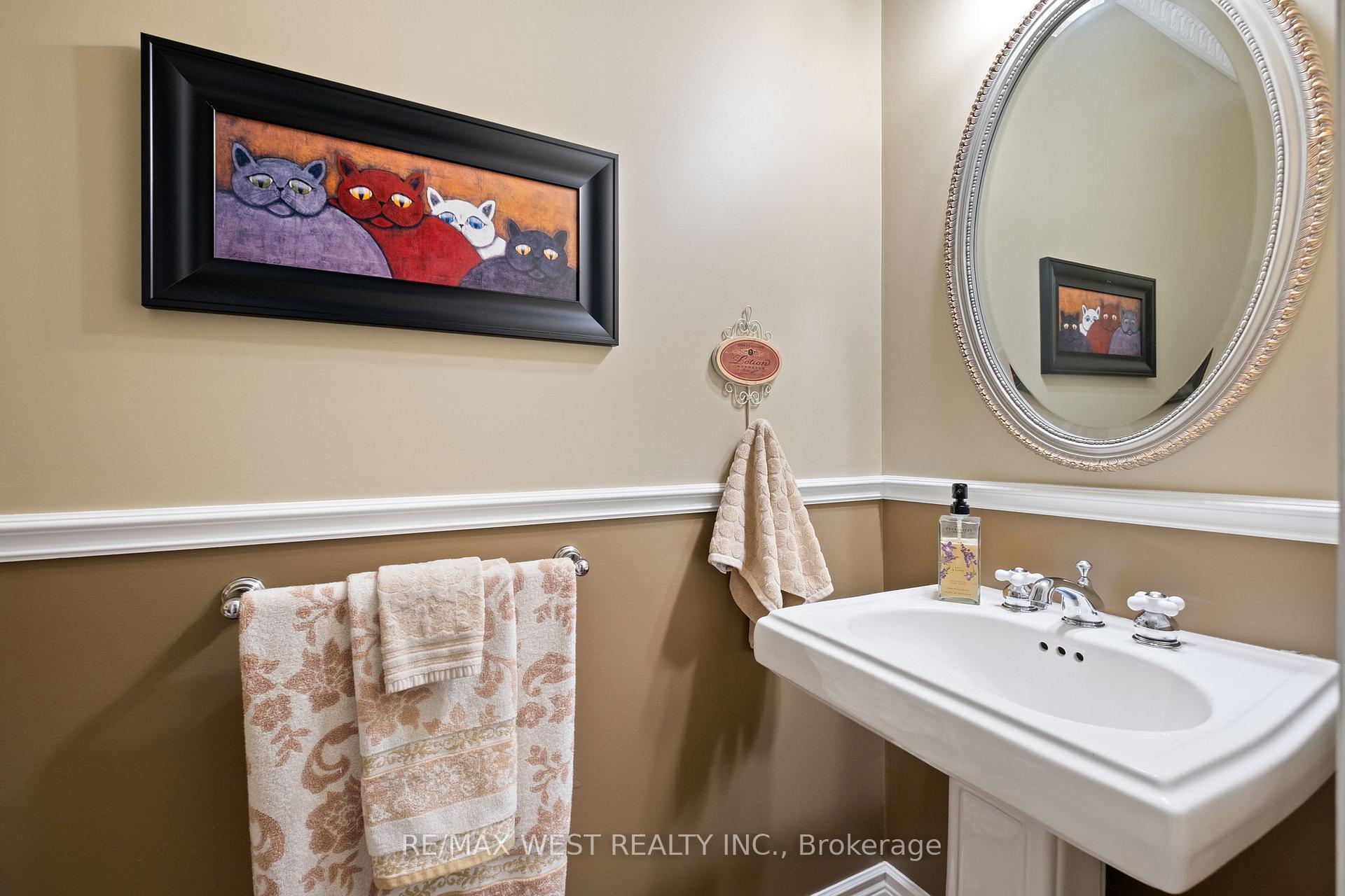 Photo 20 of 11 Tremont Road, Etobicoke, Islington-City Centre West — HOMEH