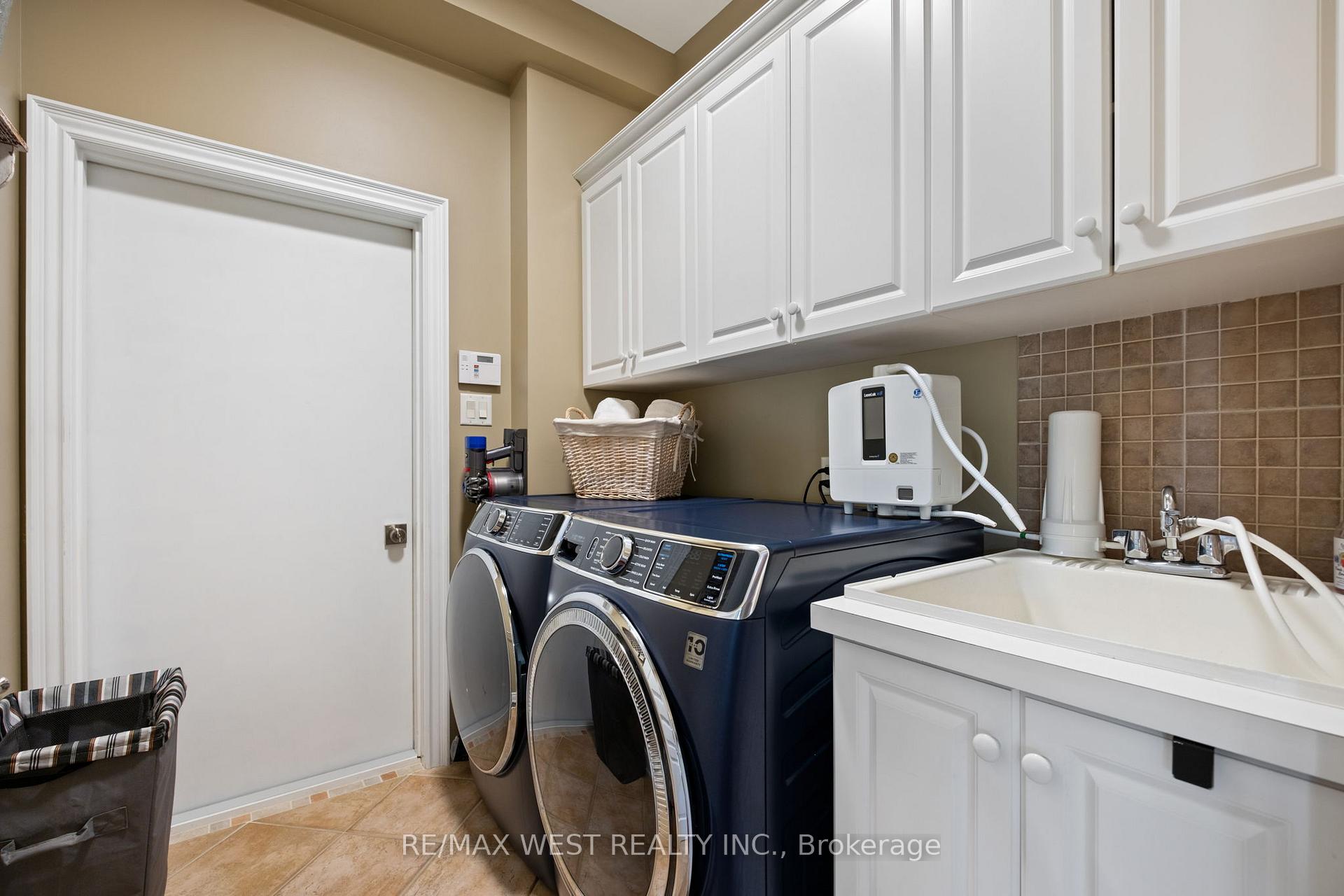 Photo 21 of 11 Tremont Road, Etobicoke, Islington-City Centre West — HOMEH