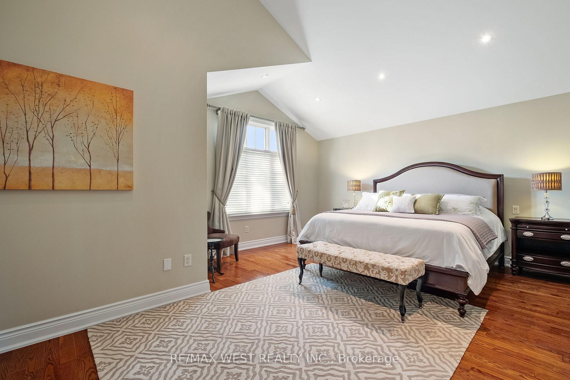 Photo 23 of 11 Tremont Road, Etobicoke, Islington-City Centre West — HOMEH