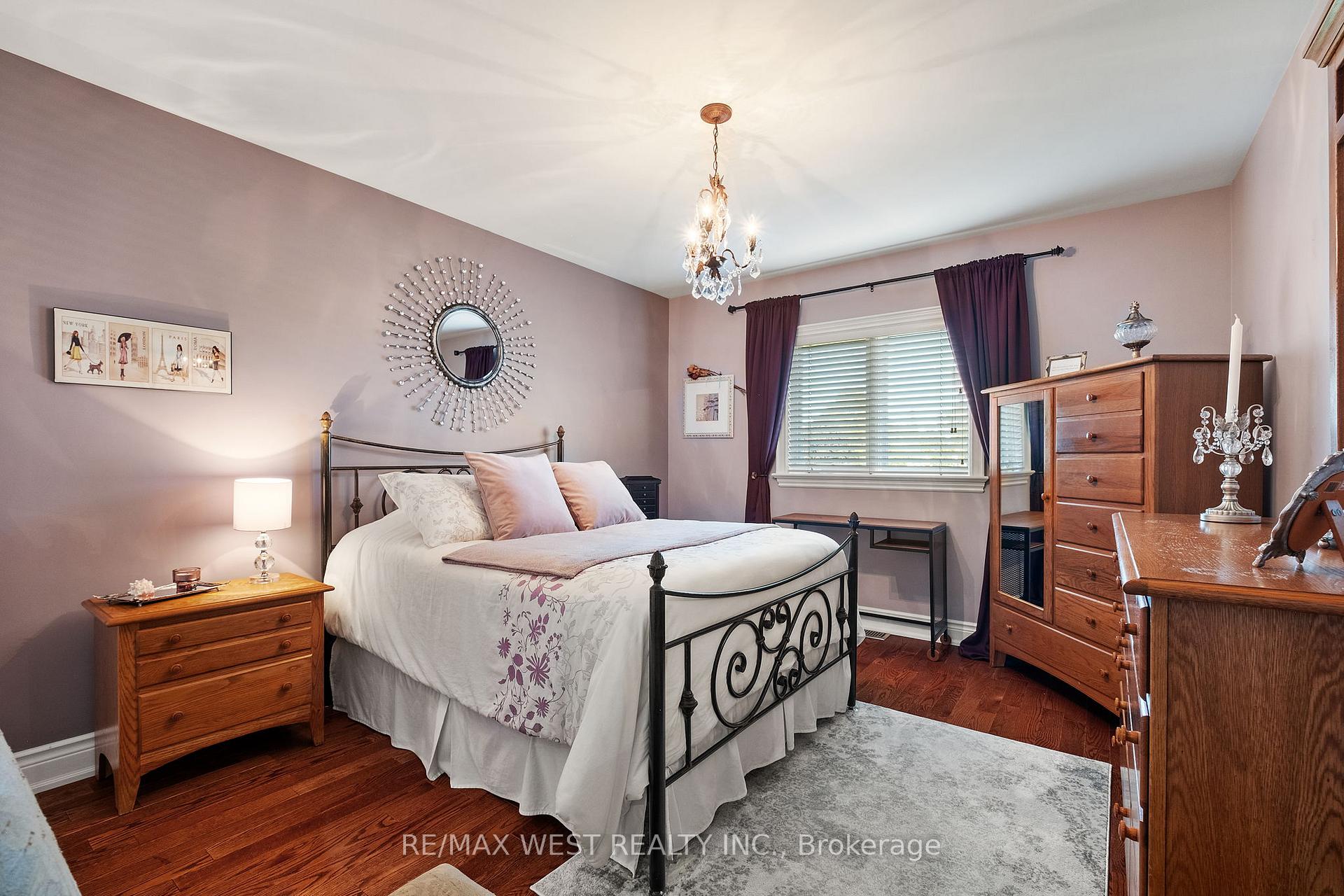 Photo 28 of 11 Tremont Road, Etobicoke, Islington-City Centre West — HOMEH
