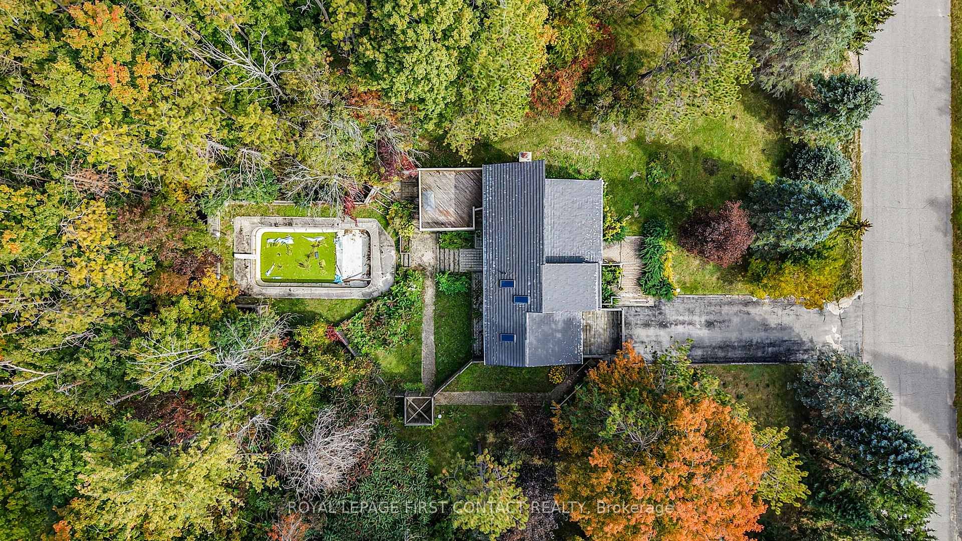 Photo 6 of 2 Briarwood Court, Springwater, Rural Springwater — HOMEH