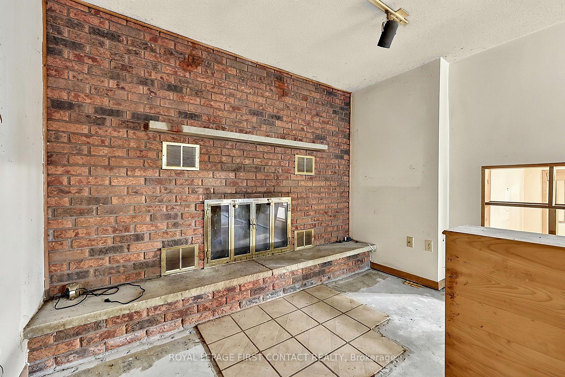 Photo 21 of 2 Briarwood Court, Springwater, Rural Springwater — HOMEH