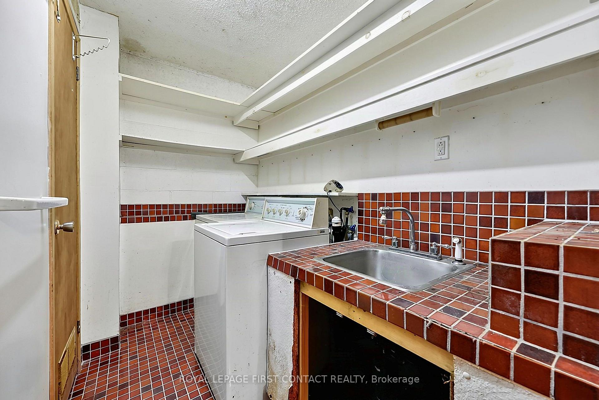 Photo 22 of 2 Briarwood Court, Springwater, Rural Springwater — HOMEH