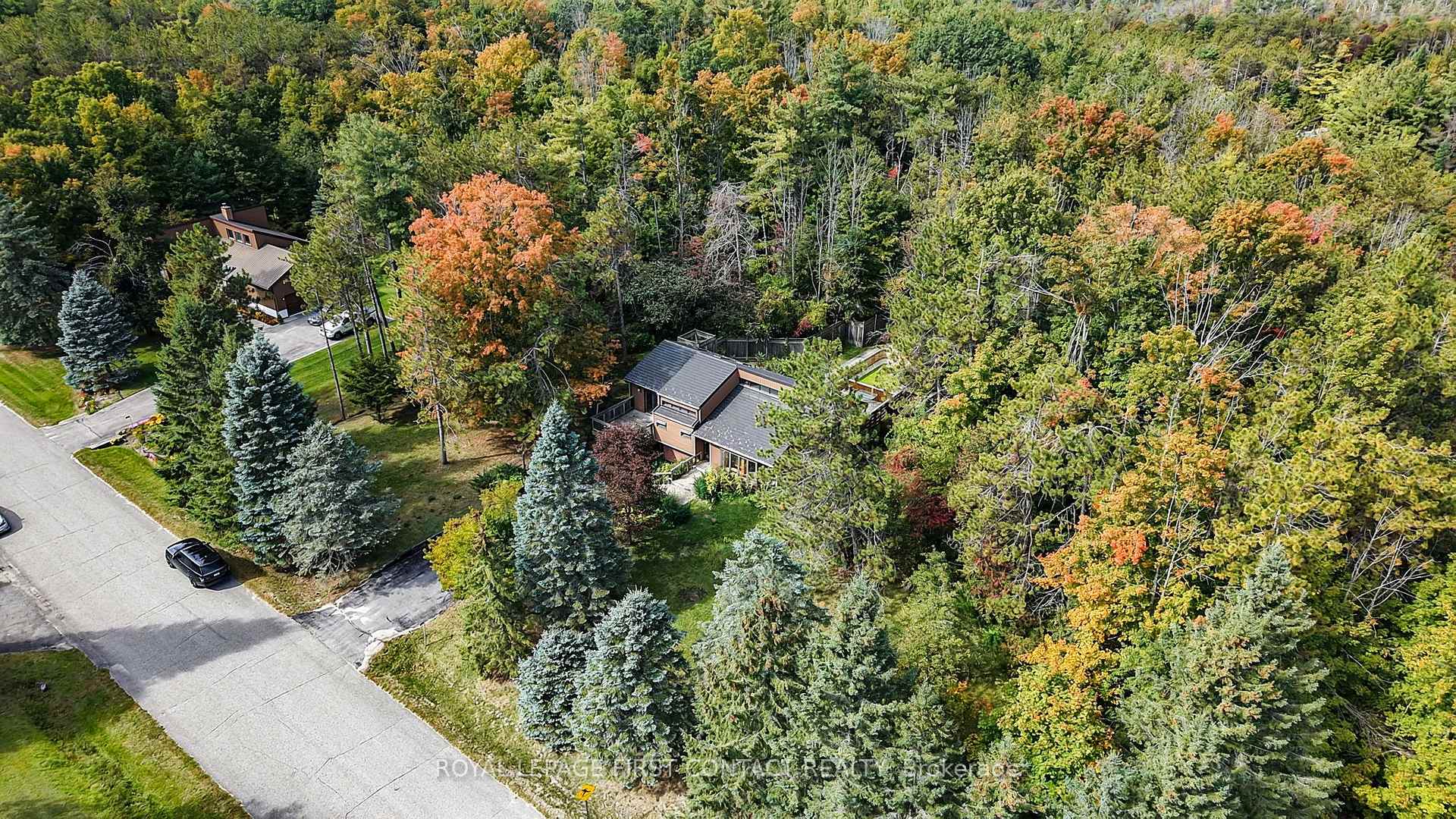 Photo 25 of 2 Briarwood Court, Springwater, Rural Springwater — HOMEH