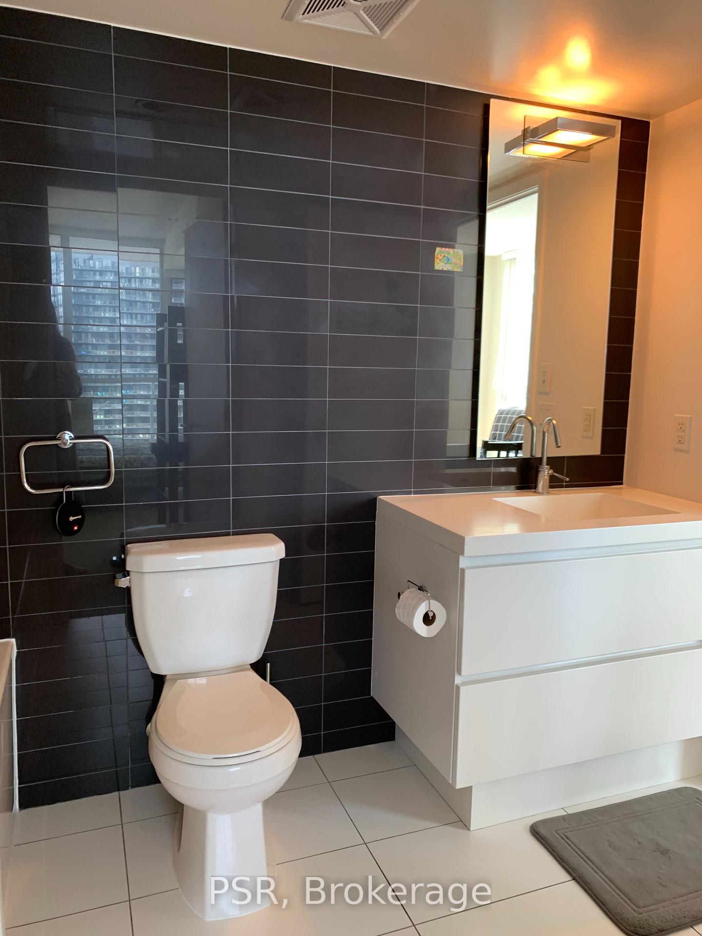 Photo 11 of Unit 1908, 75 Queens Wharf, Toronto, Waterfront Communities — HOMEH