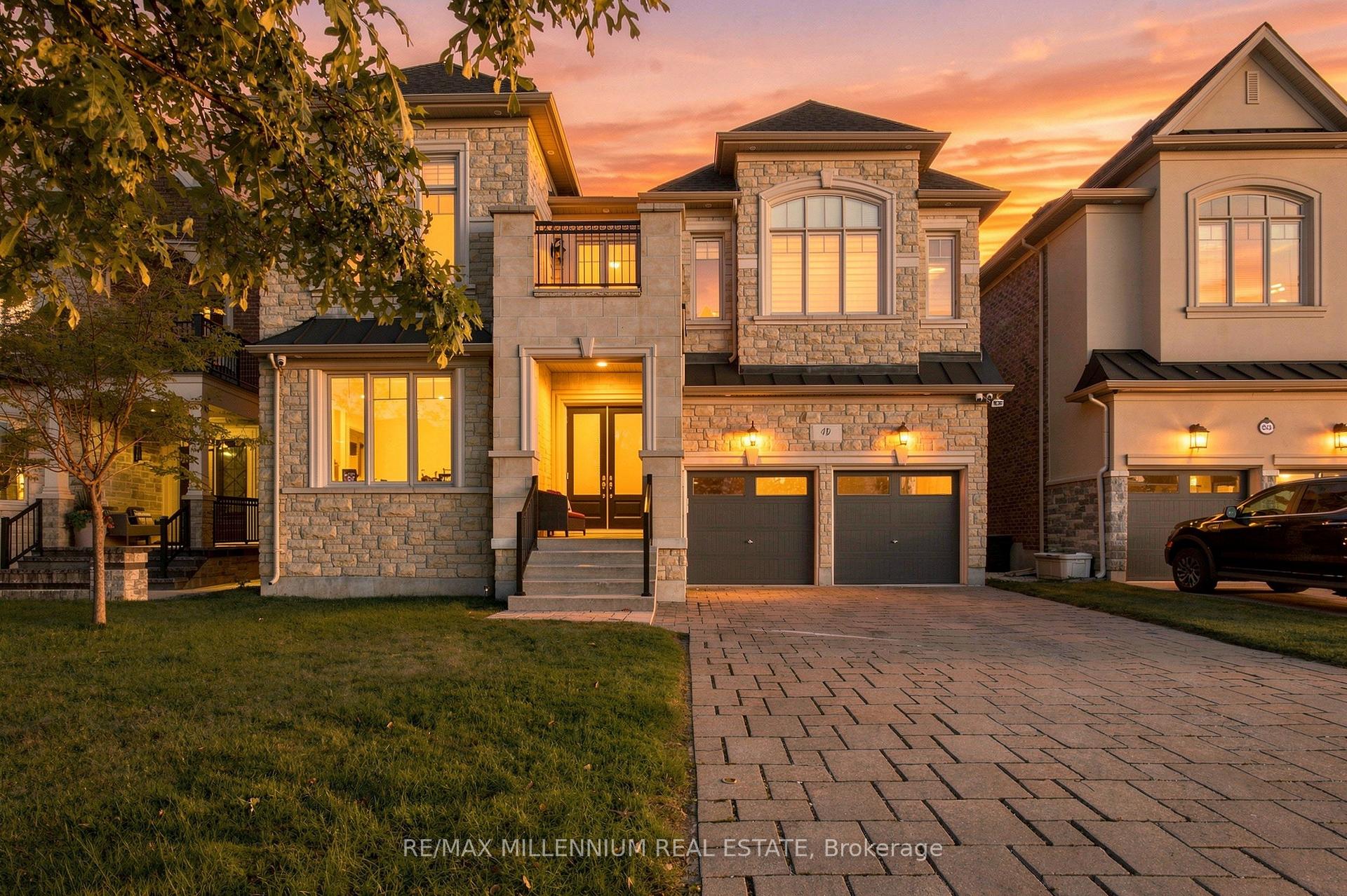 Photo 2 of 49 Torgan Trail, Vaughan, Kleinburg — HOMEH
