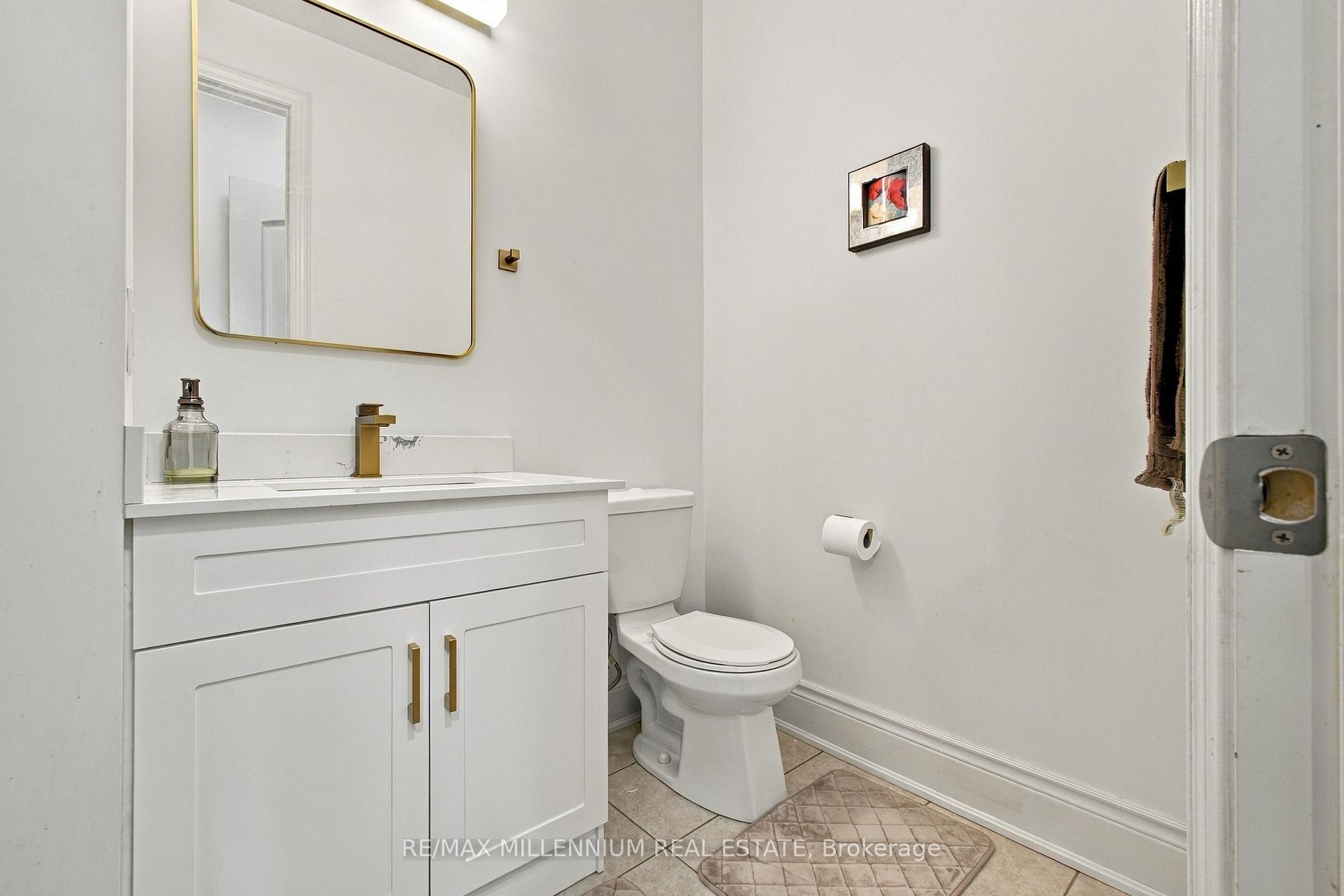 Photo 53 of 49 Torgan Trail, Vaughan, Kleinburg — HOMEH