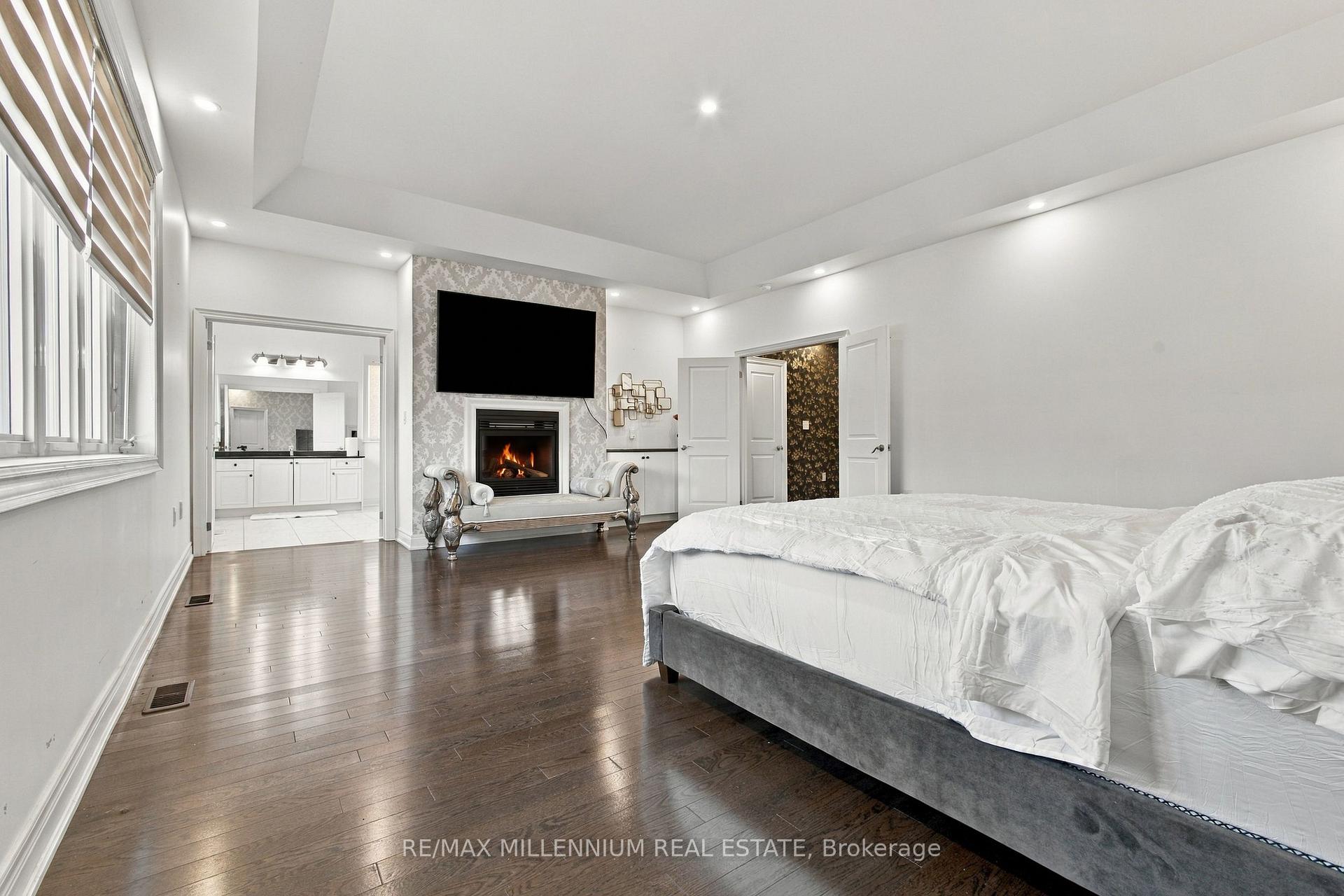 Photo 63 of 49 Torgan Trail, Vaughan, Kleinburg — HOMEH