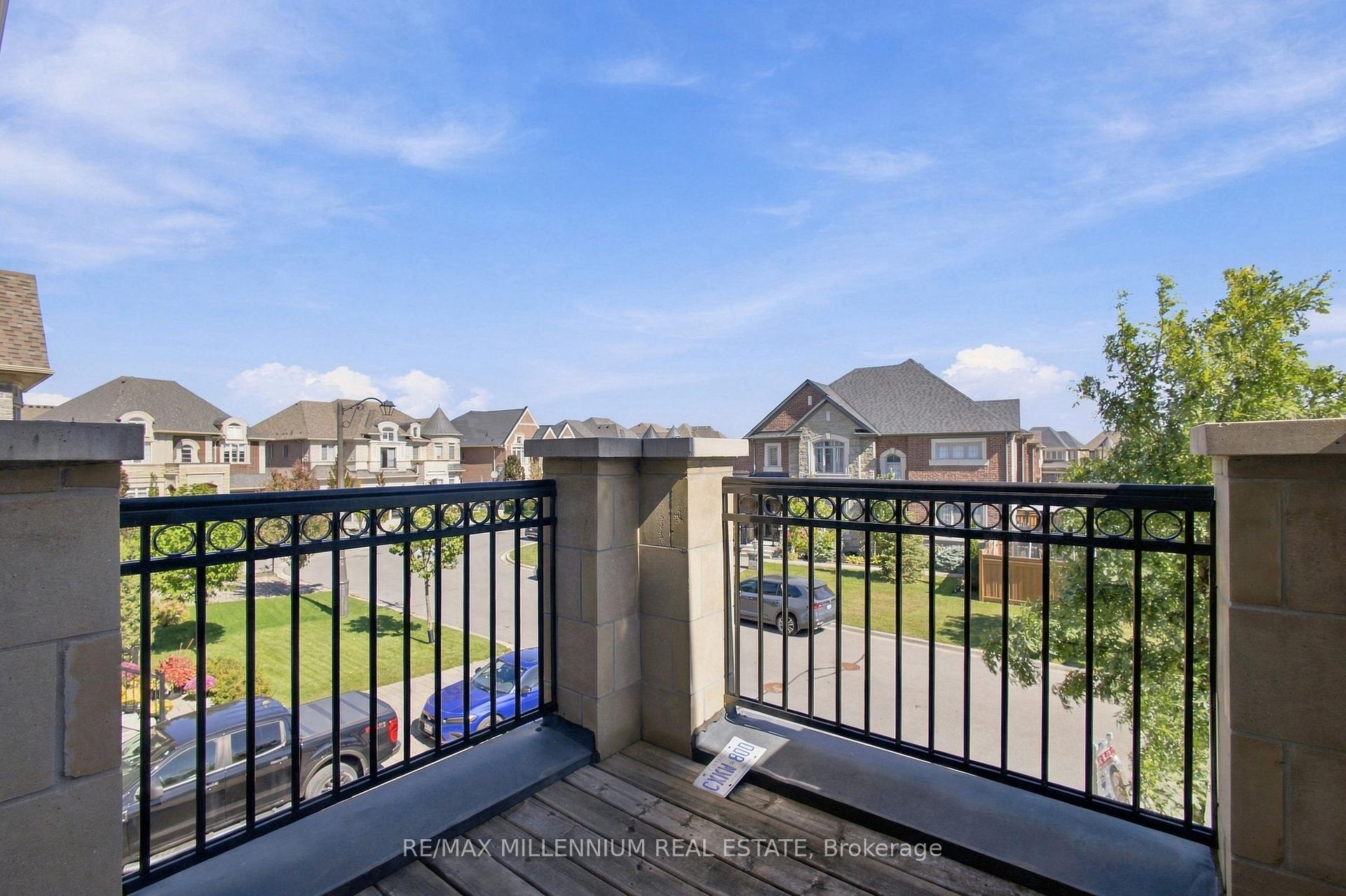 Photo 71 of 49 Torgan Trail, Vaughan, Kleinburg — HOMEH