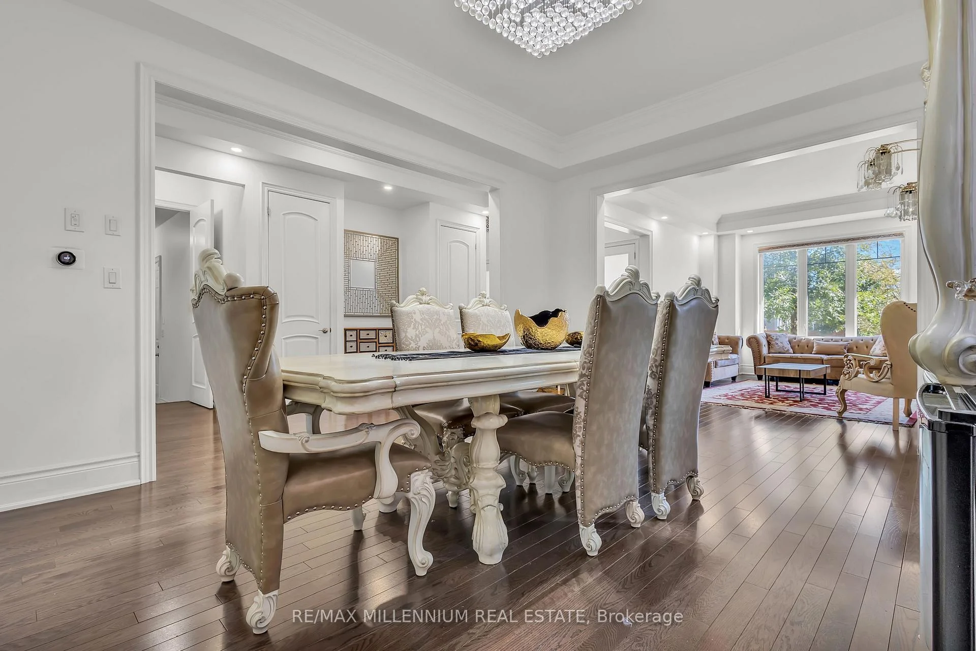 Photo 20 of 49 Torgan Trail, Vaughan, Kleinburg — HOMEH