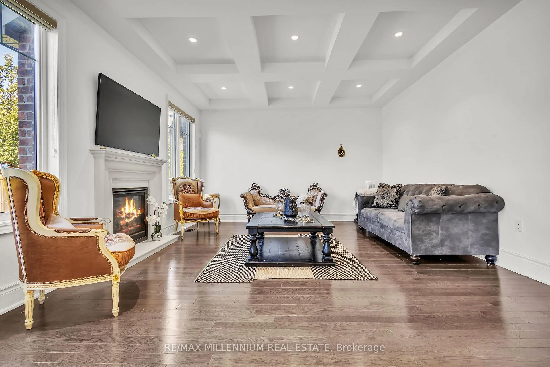 Photo 26 of 49 Torgan Trail, Vaughan, Kleinburg — HOMEH