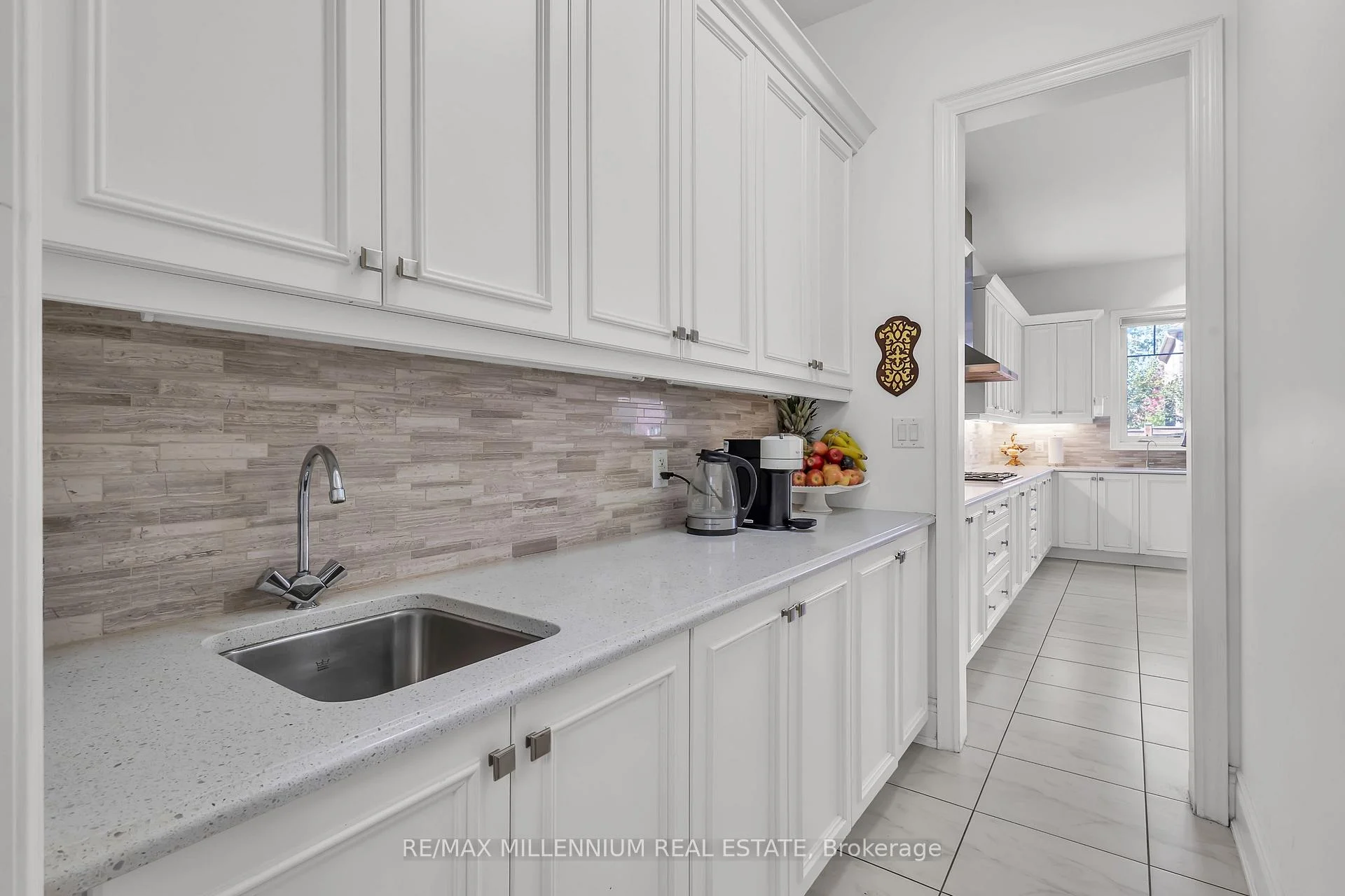 Photo 44 of 49 Torgan Trail, Vaughan, Kleinburg — HOMEH