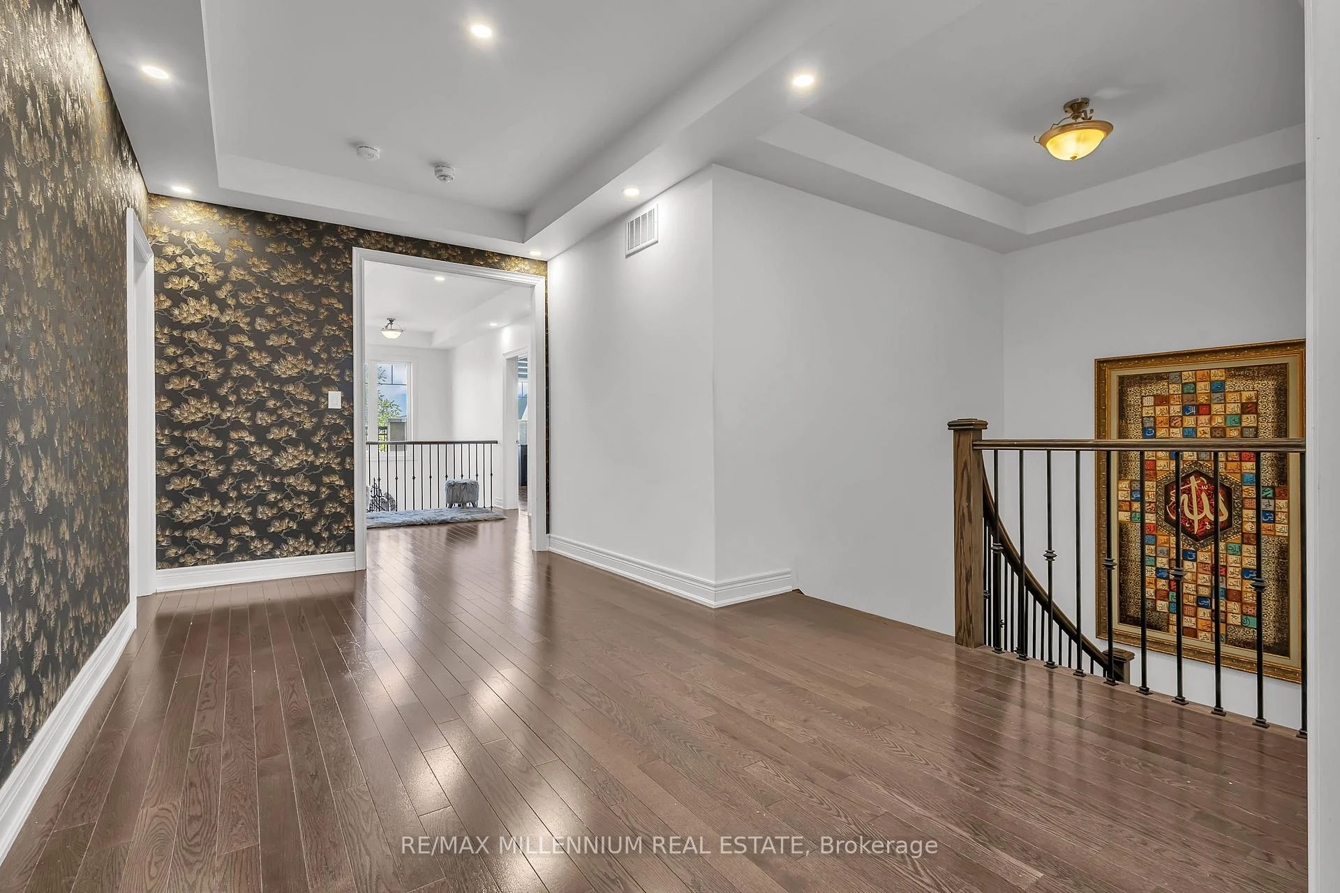 Photo 50 of 49 Torgan Trail, Vaughan, Kleinburg — HOMEH
