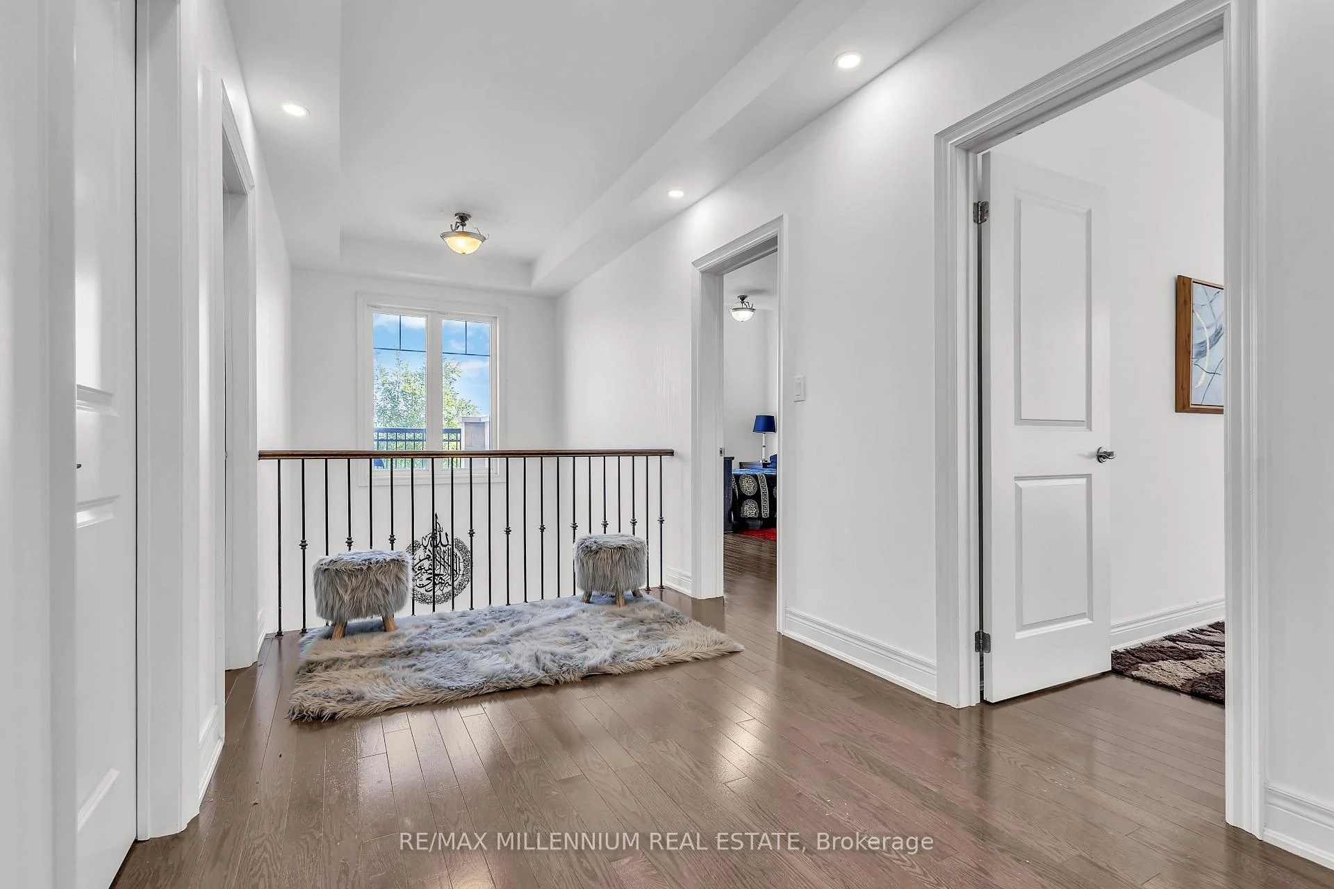 Photo 52 of 49 Torgan Trail, Vaughan, Kleinburg — HOMEH