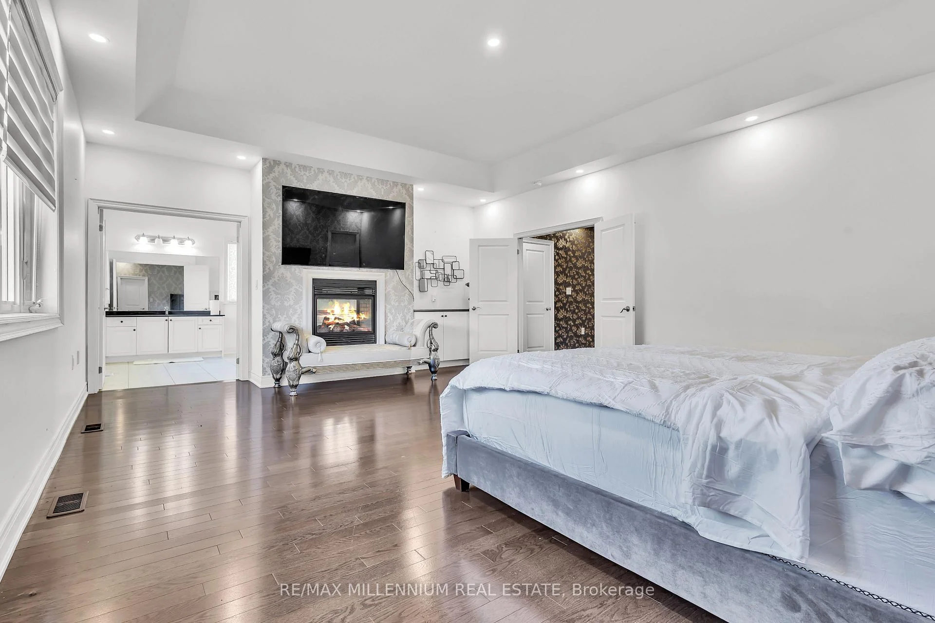 Photo 56 of 49 Torgan Trail, Vaughan, Kleinburg — HOMEH