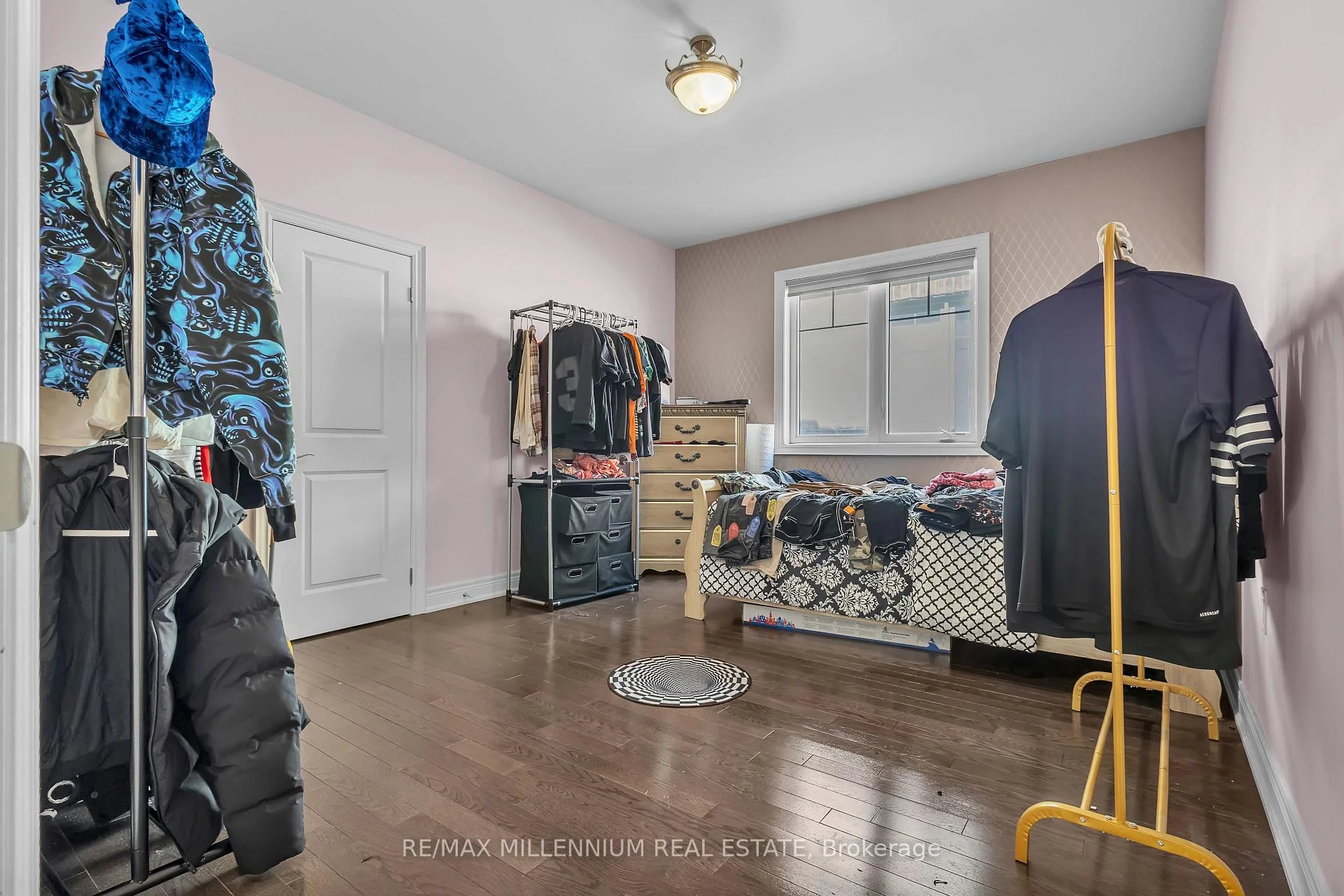 Photo 62 of 49 Torgan Trail, Vaughan, Kleinburg — HOMEH