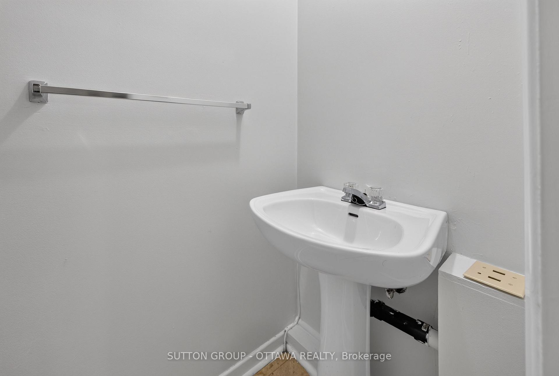 Photo 10 of 24 Carraway Crescent, South Dundas, Morrisburg — HOMEH
