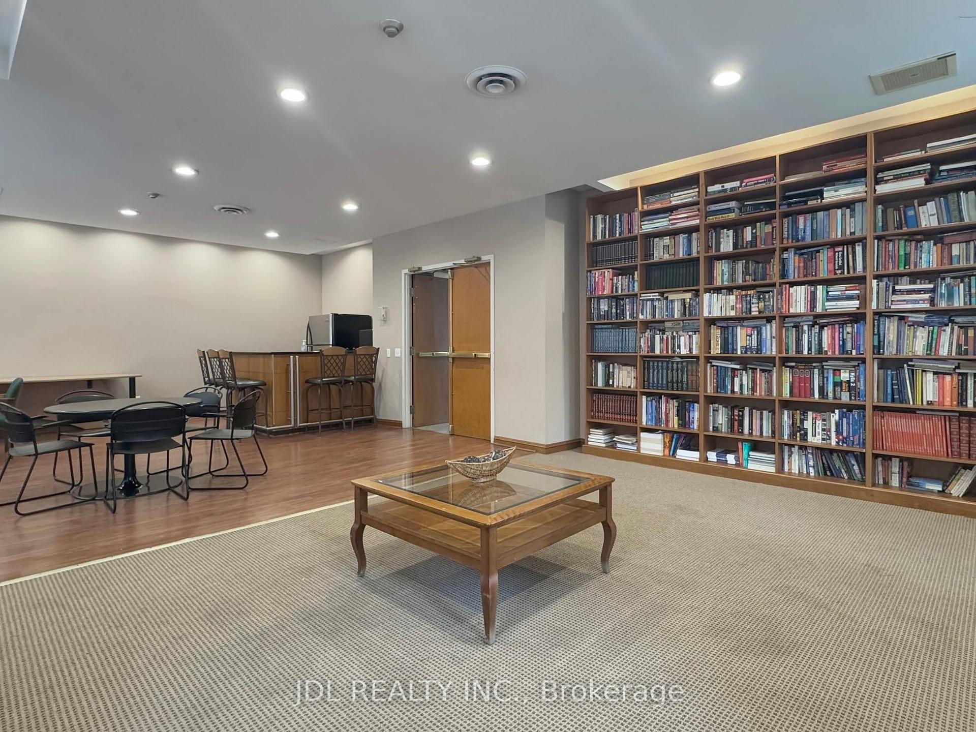 Photo 28 of Unit 906, 260 Doris Avenue, North York, Willowdale East — HOMEH