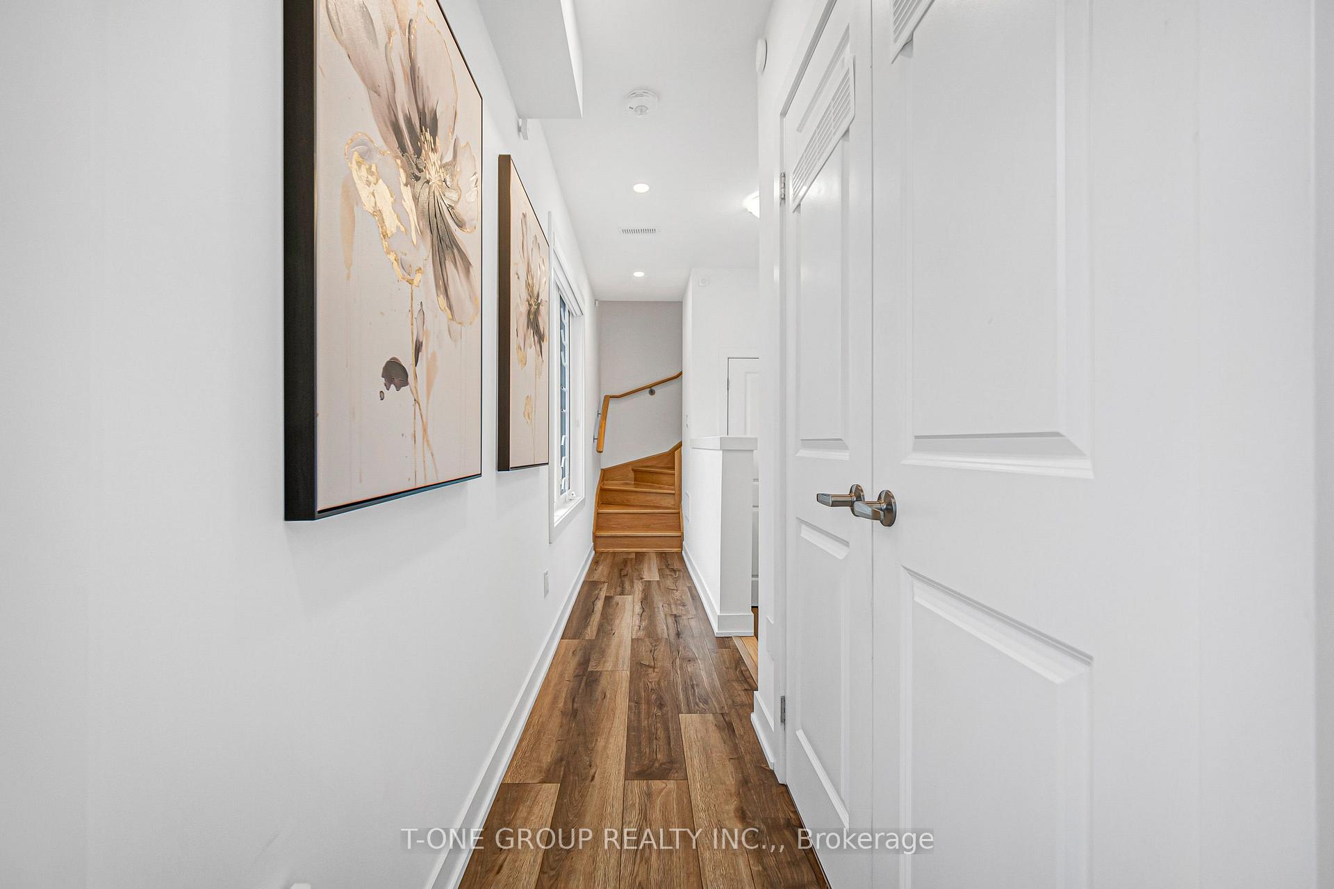 Photo 9 of 144 Covington Crescent, Whitchurch-Stouffville, Stouffville — HOMEH